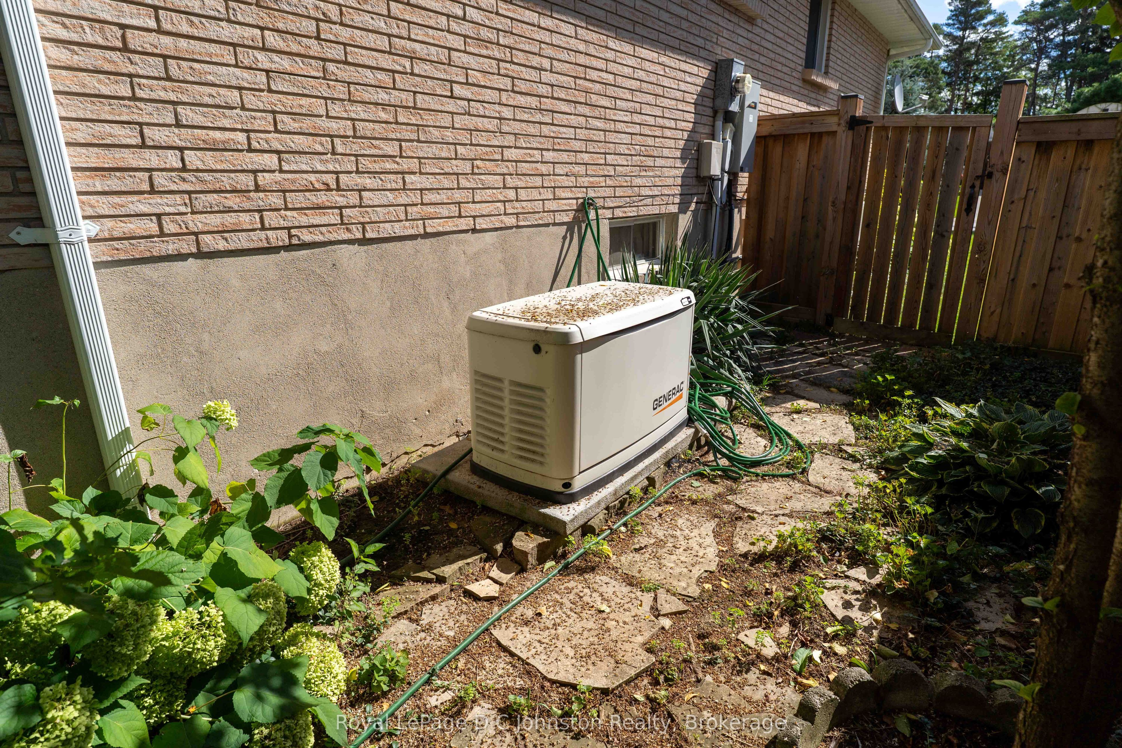 1152 Wellington Street Property Photo 41