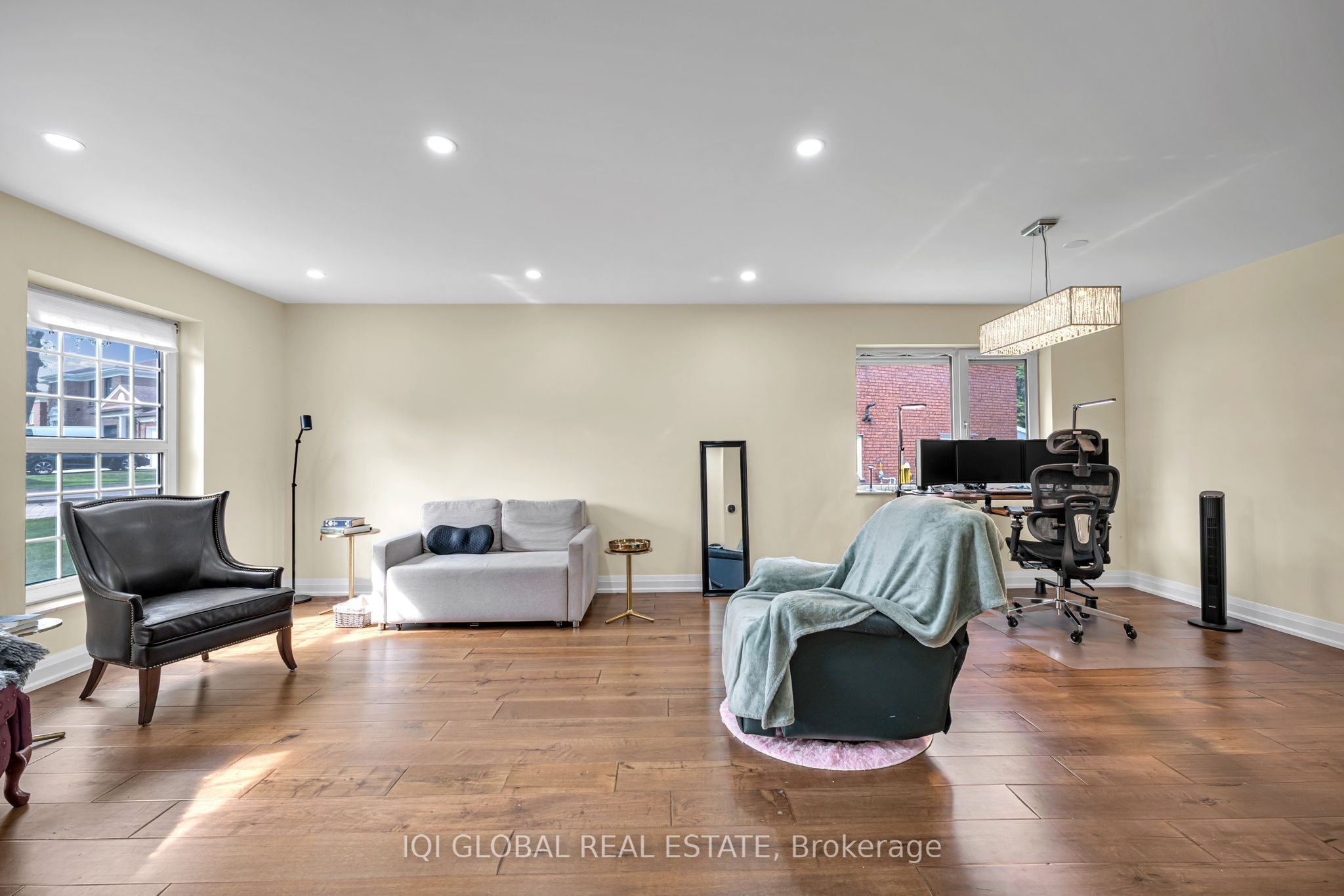 38 Leclaire Street Property Photo 6