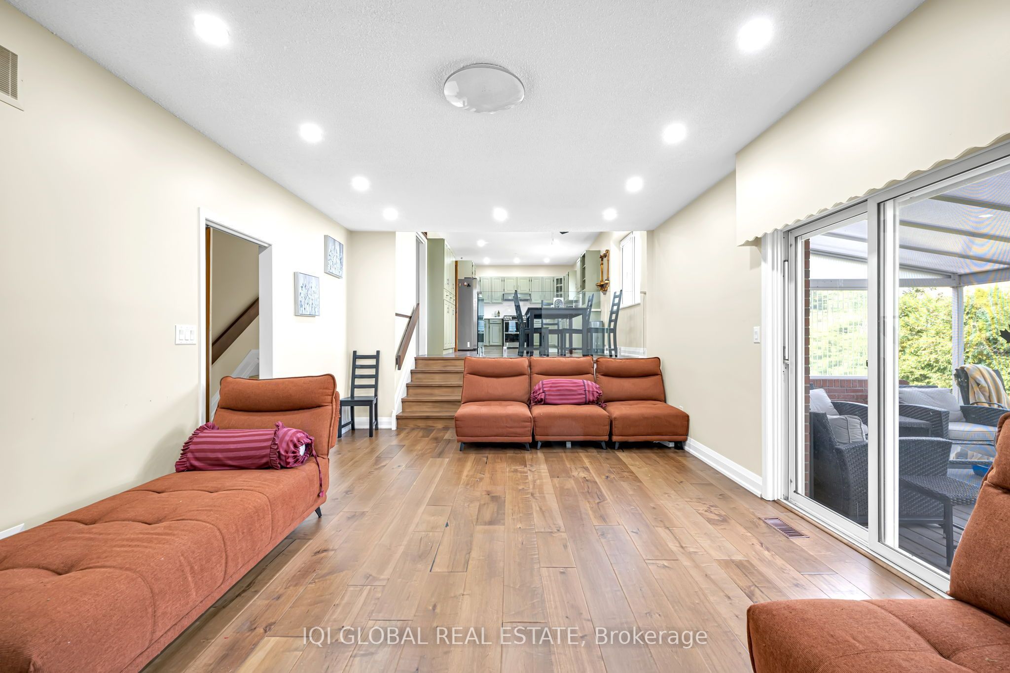 38 Leclaire Street Property Photo 17