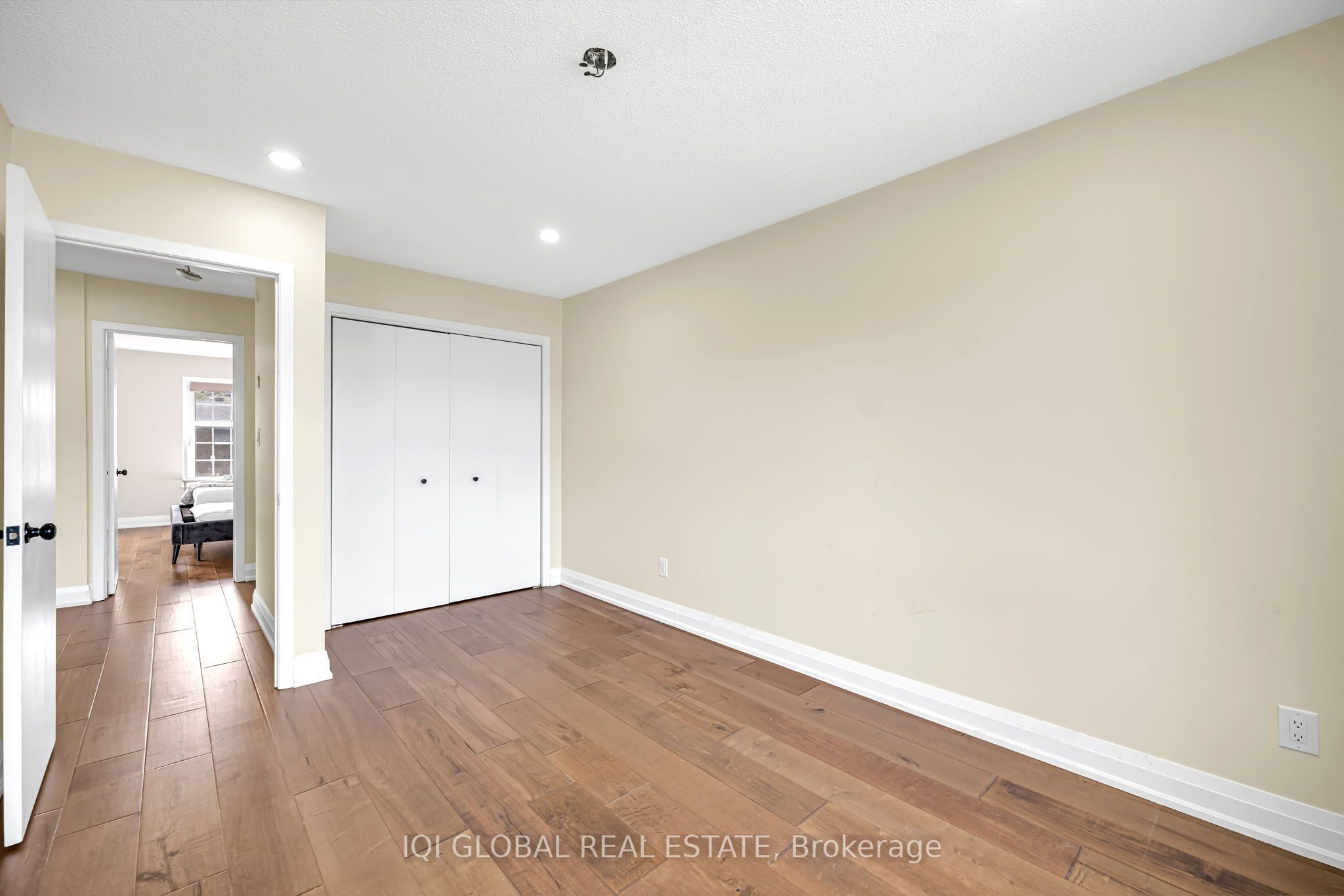 38 Leclaire Street Property Photo 25