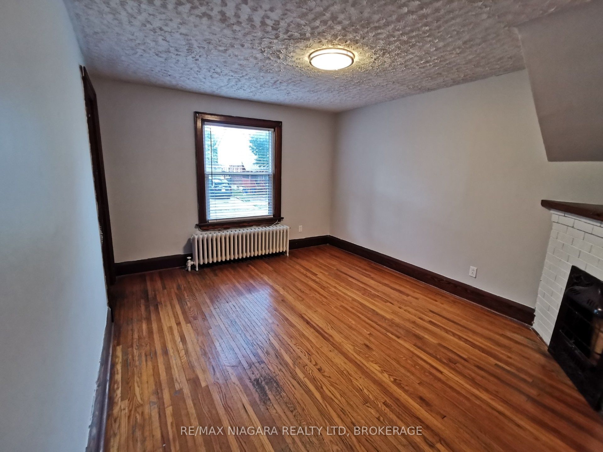 5078-5086 Fifth Avenue Property Photo 9