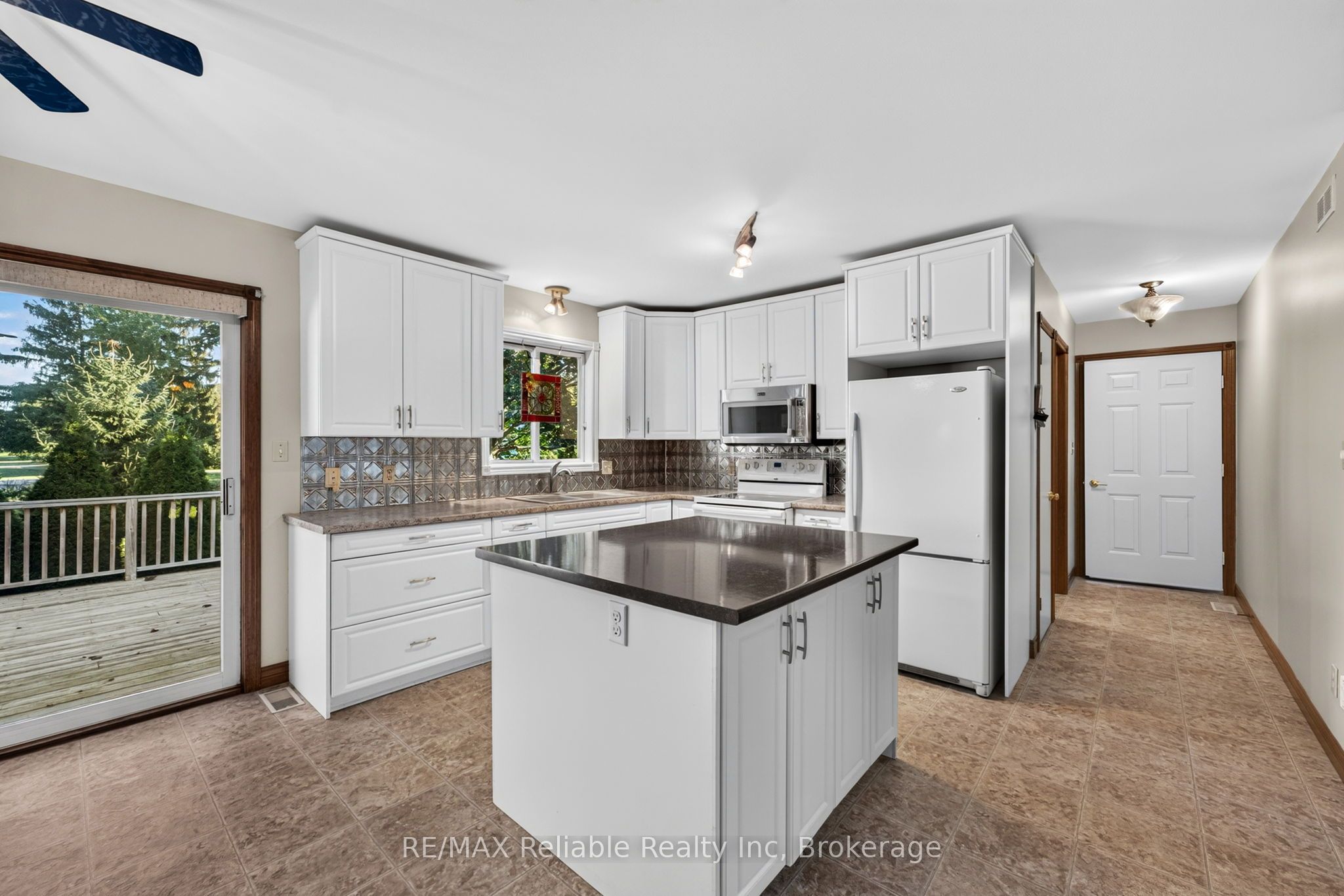 183 Spencer Street Property Photo 10