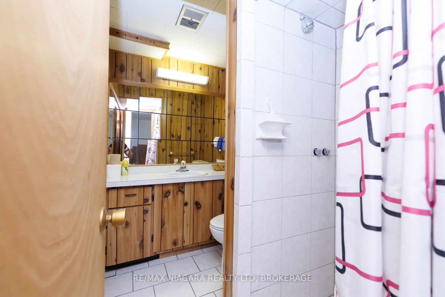 4166 Chippawa Parkway Property Photo 27