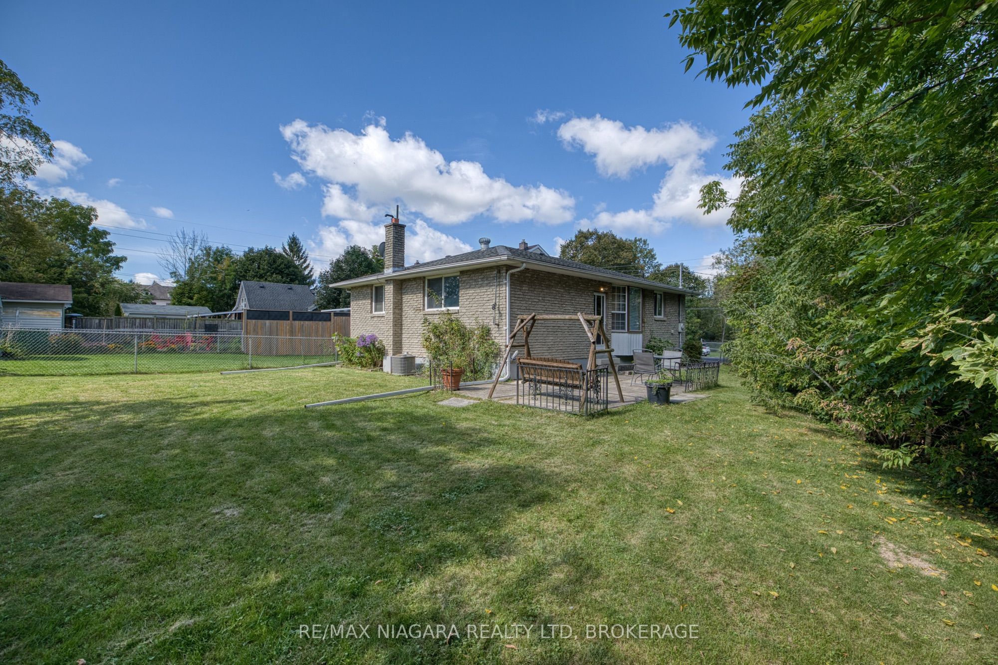 4166 Chippawa Parkway Property Photo 33