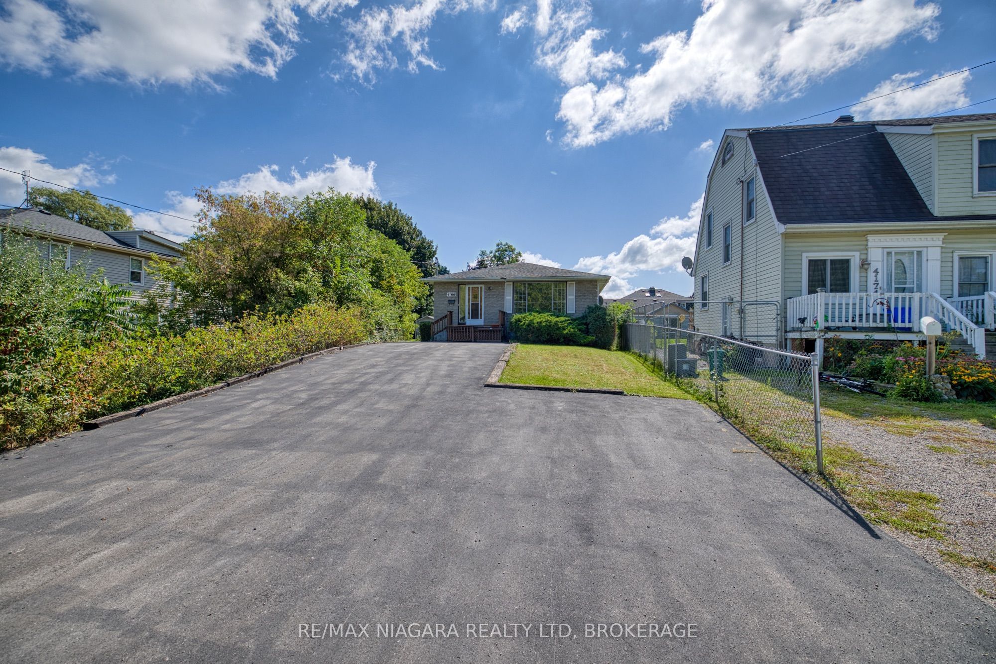 4166 Chippawa Parkway Property Photo 39