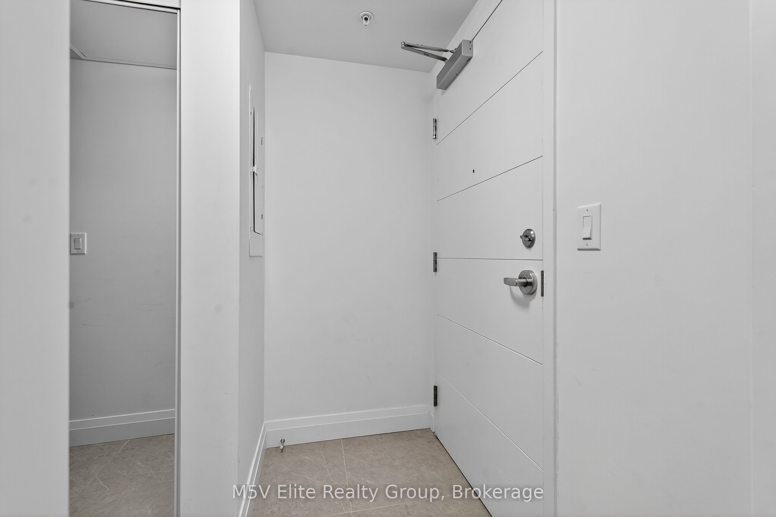 652 Princess Street 341 Property Photo 4