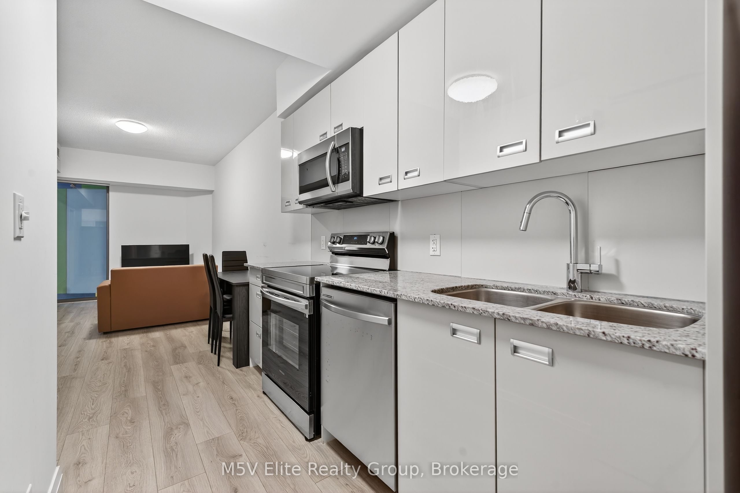 652 Princess Street 341 Property Photo 7