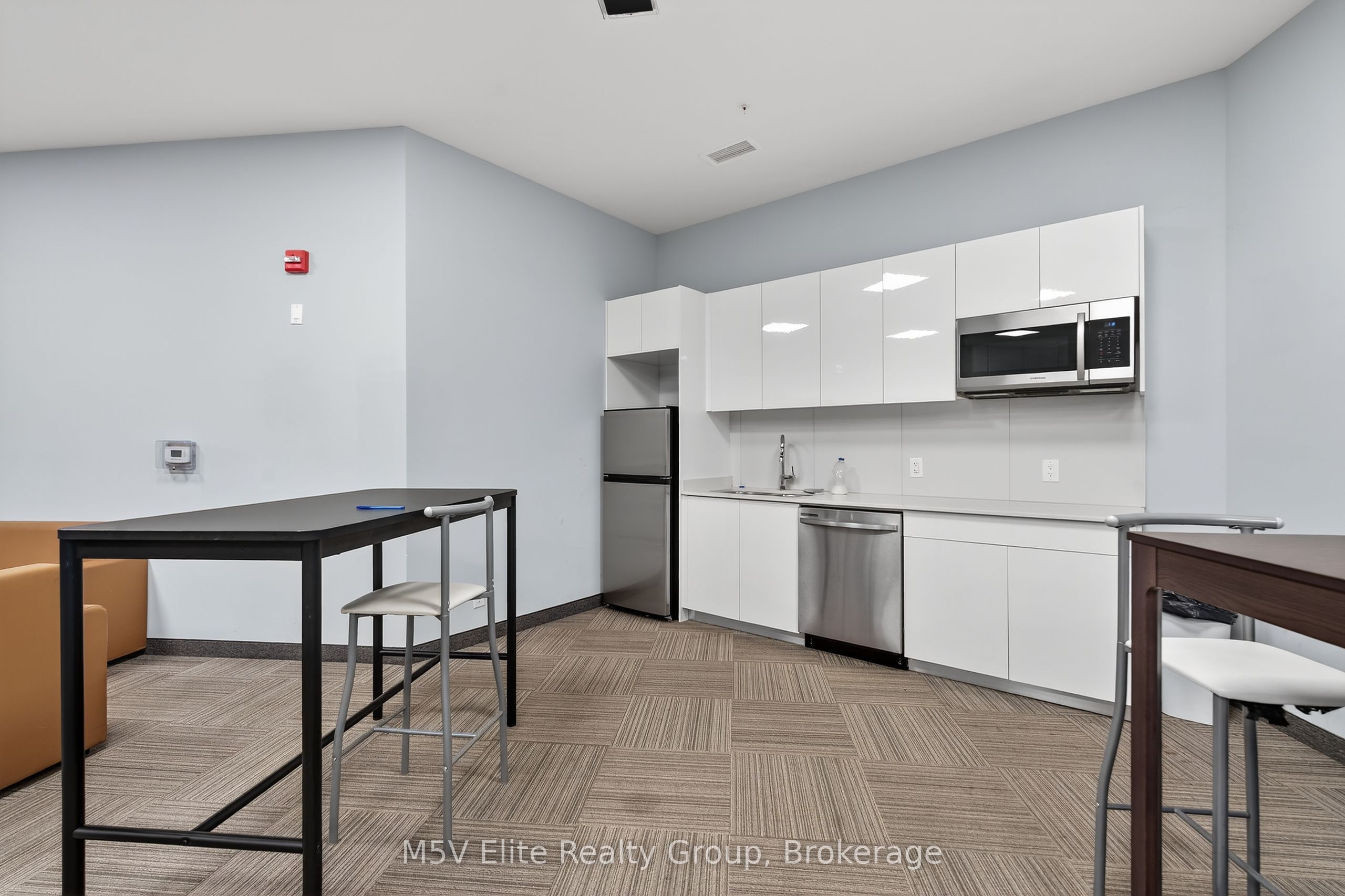 652 Princess Street 341 Property Photo 34