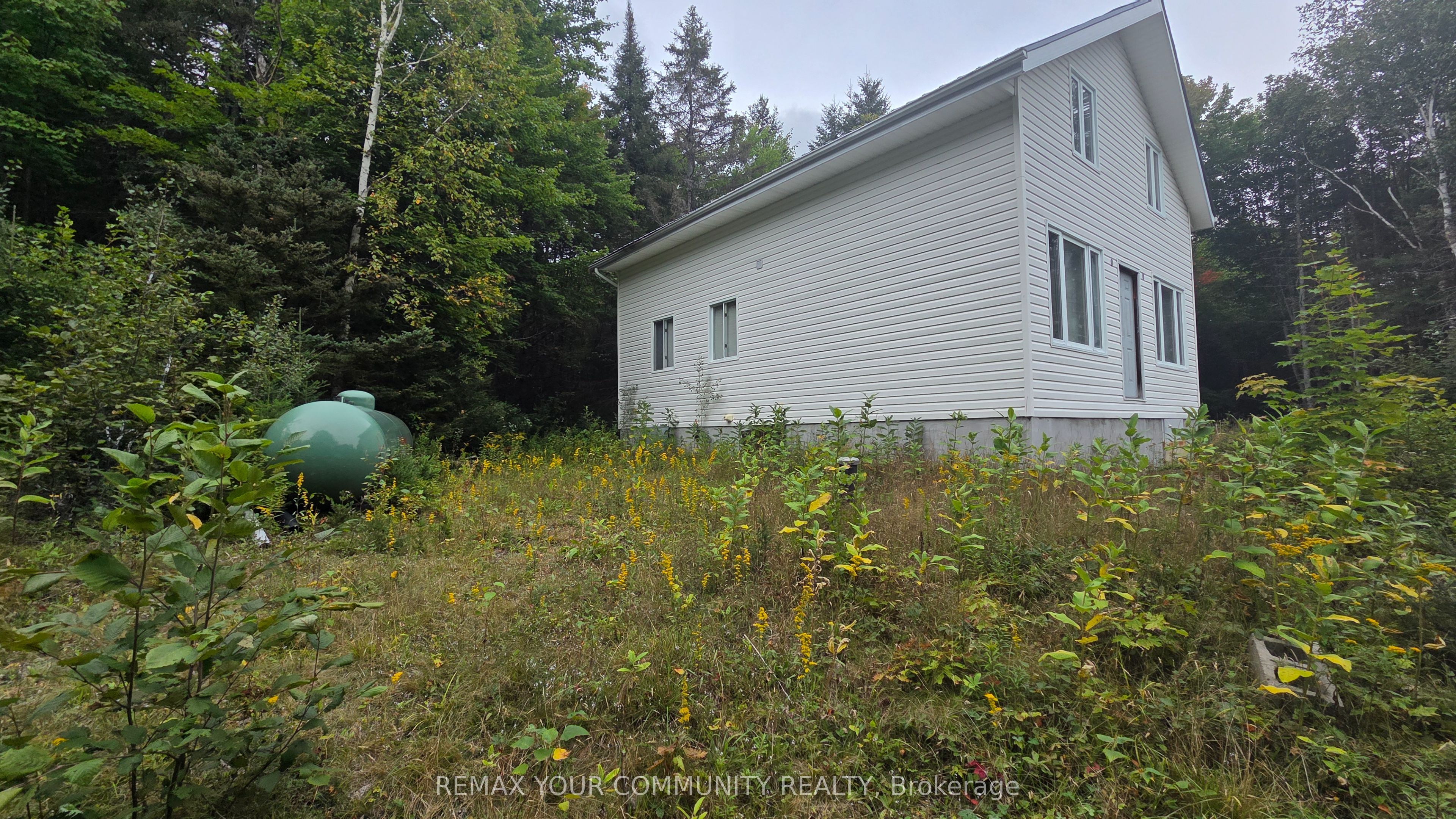 X13806572 Property Photo 3