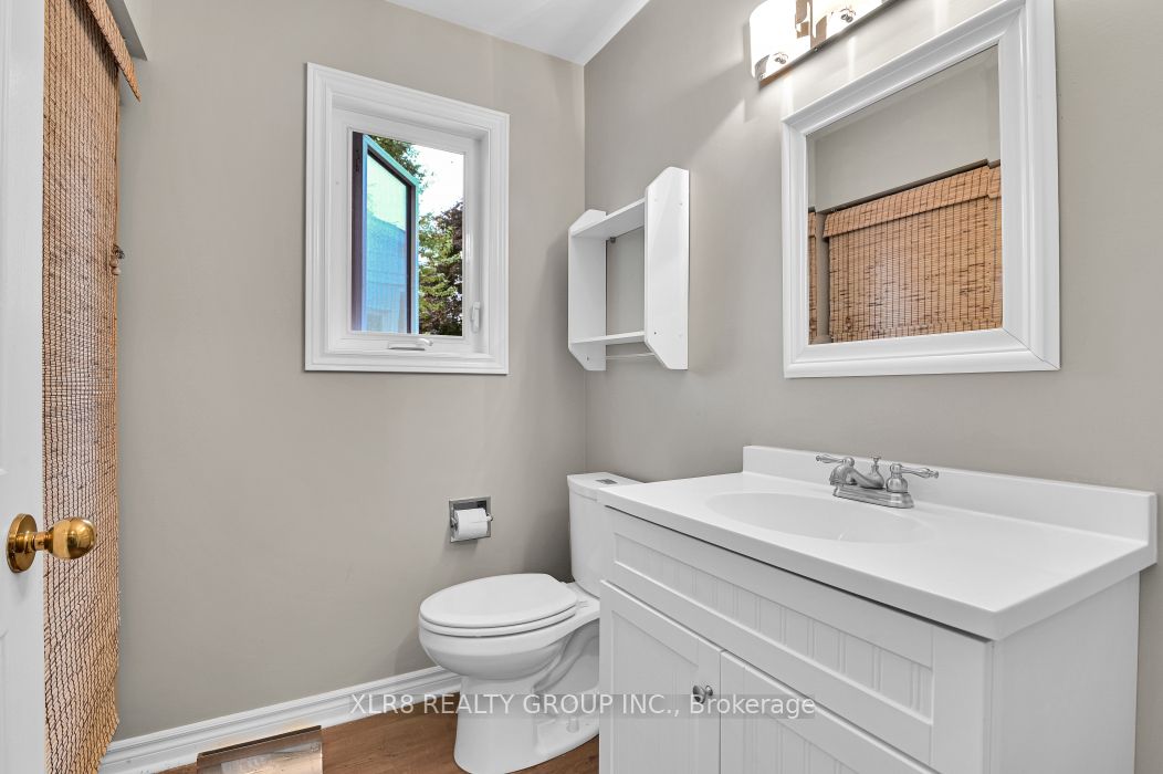 12 John Sidney Crescent Property Photo 10