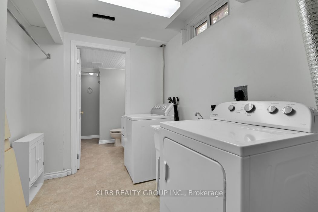 12 John Sidney Crescent Property Photo 28