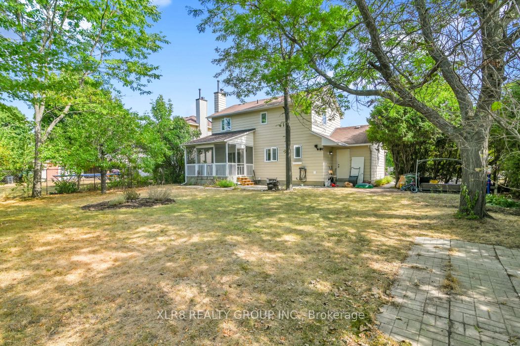 12 John Sidney Crescent Property Photo 33