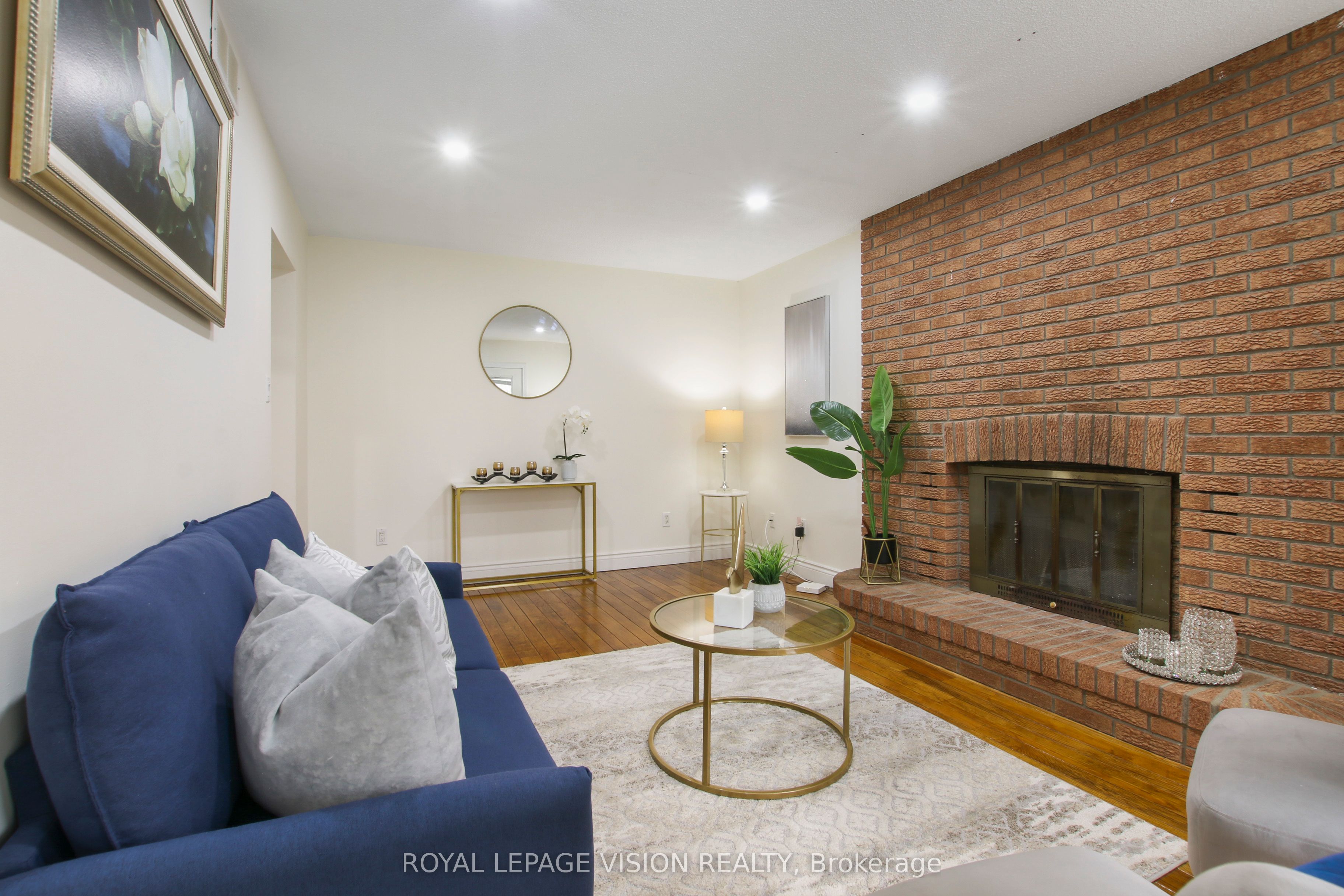 123 Chesham Avenue Property Photo 9