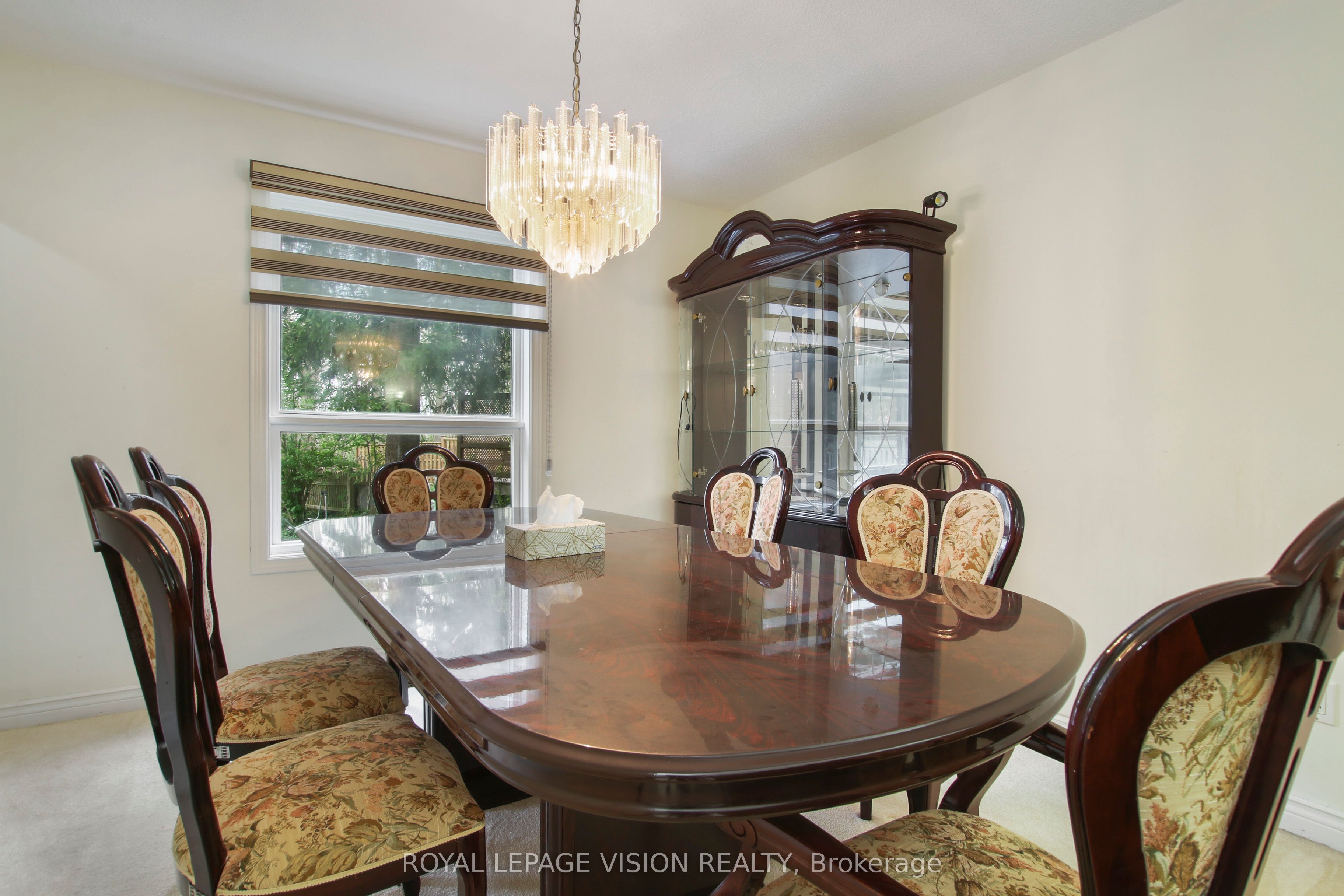 123 Chesham Avenue Property Photo 11