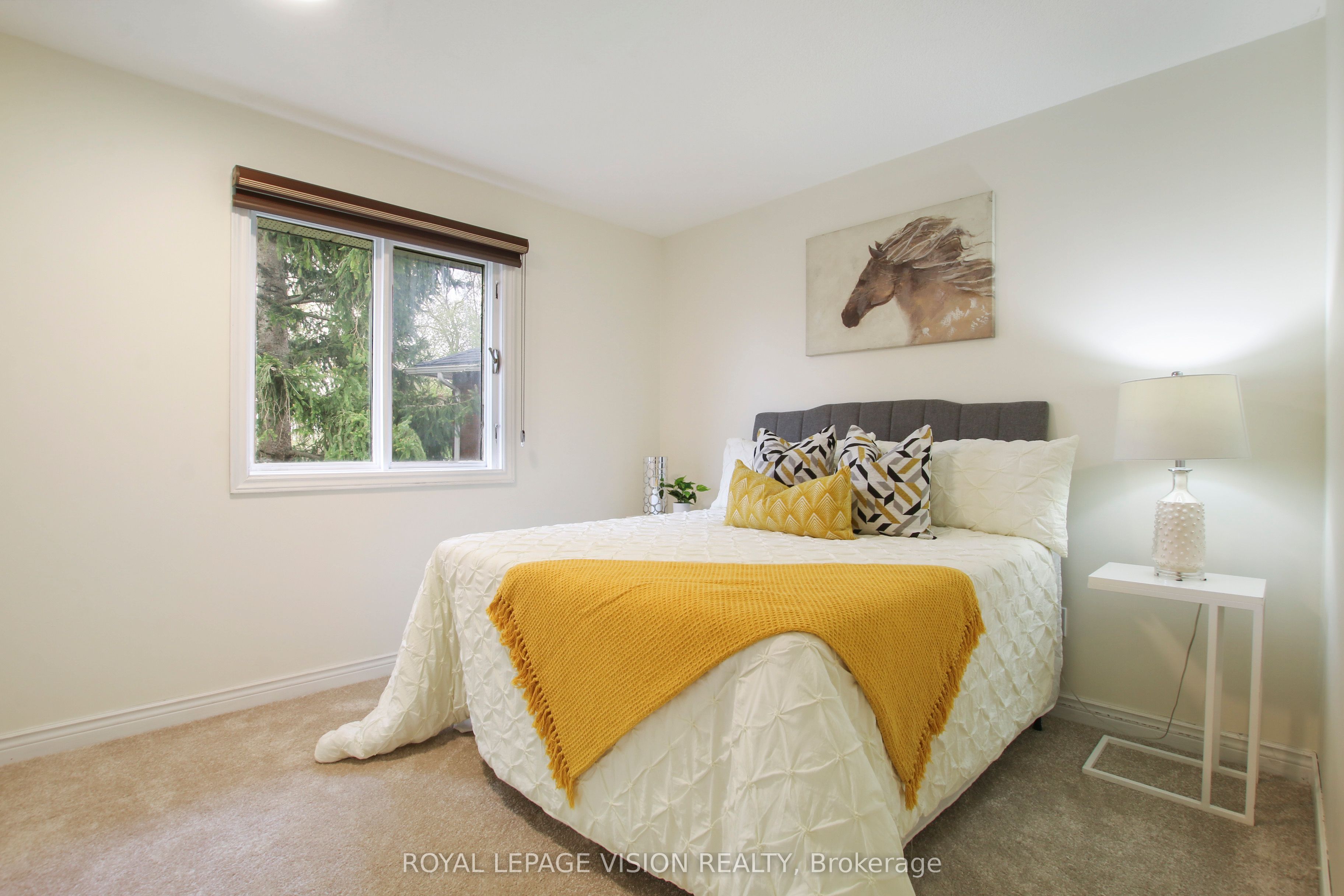 123 Chesham Avenue Property Photo 20