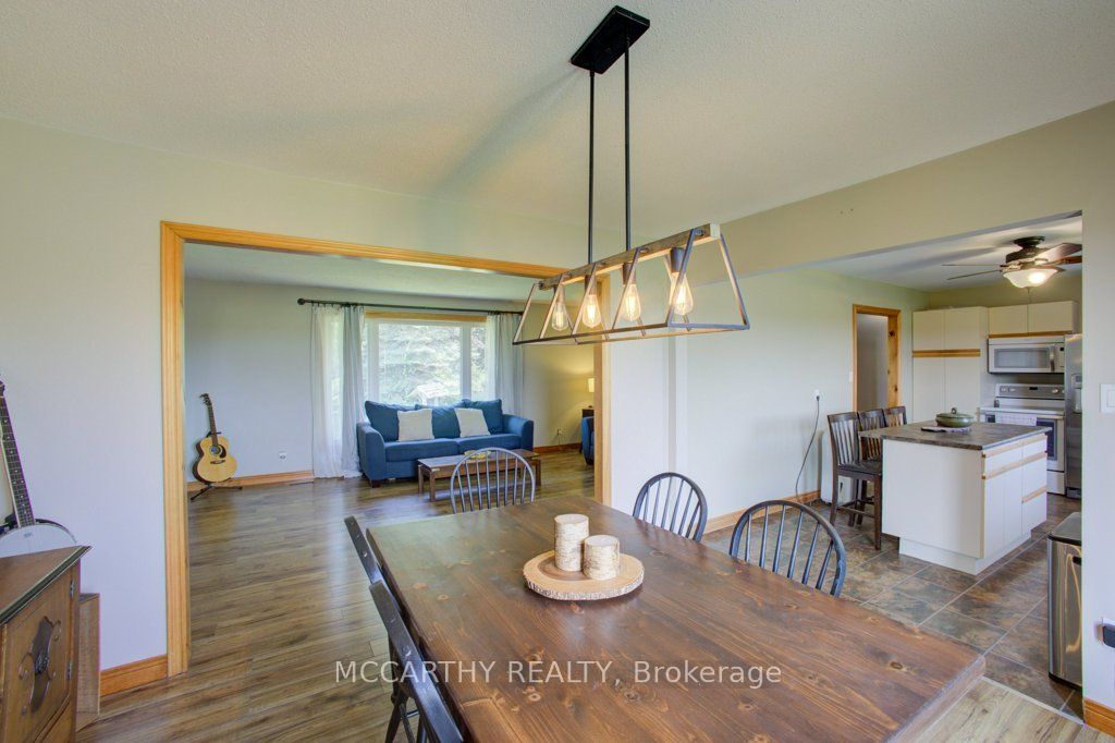 598297 2nd Line W Property Photo 15