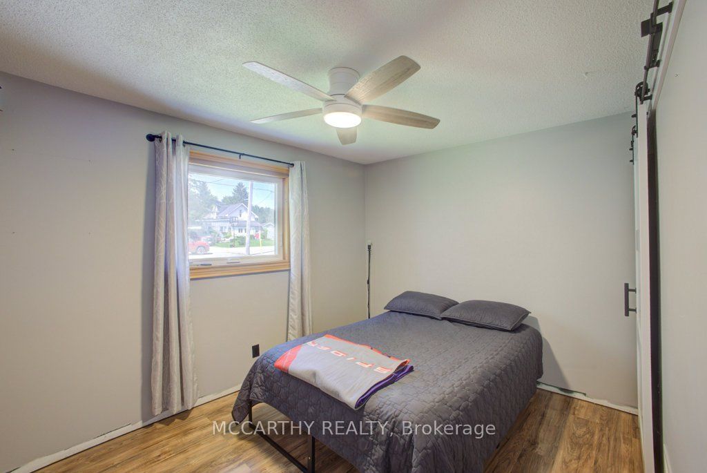 598297 2nd Line W Property Photo 24
