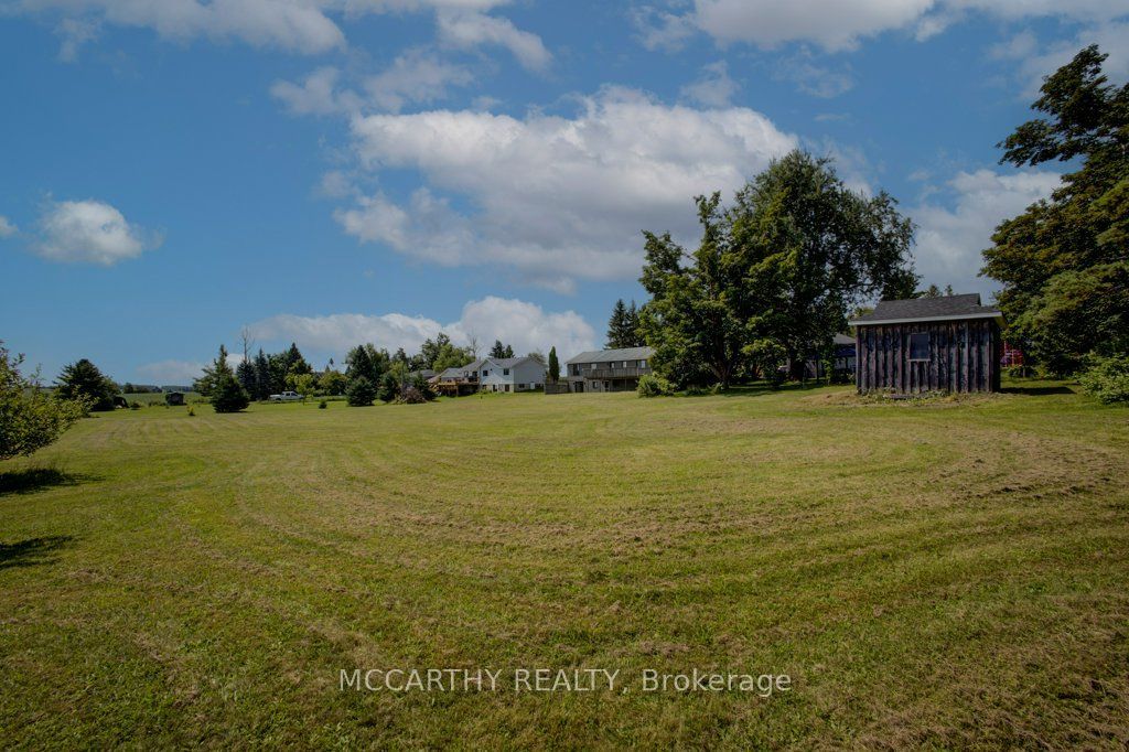 598297 2nd Line W Property Photo 39