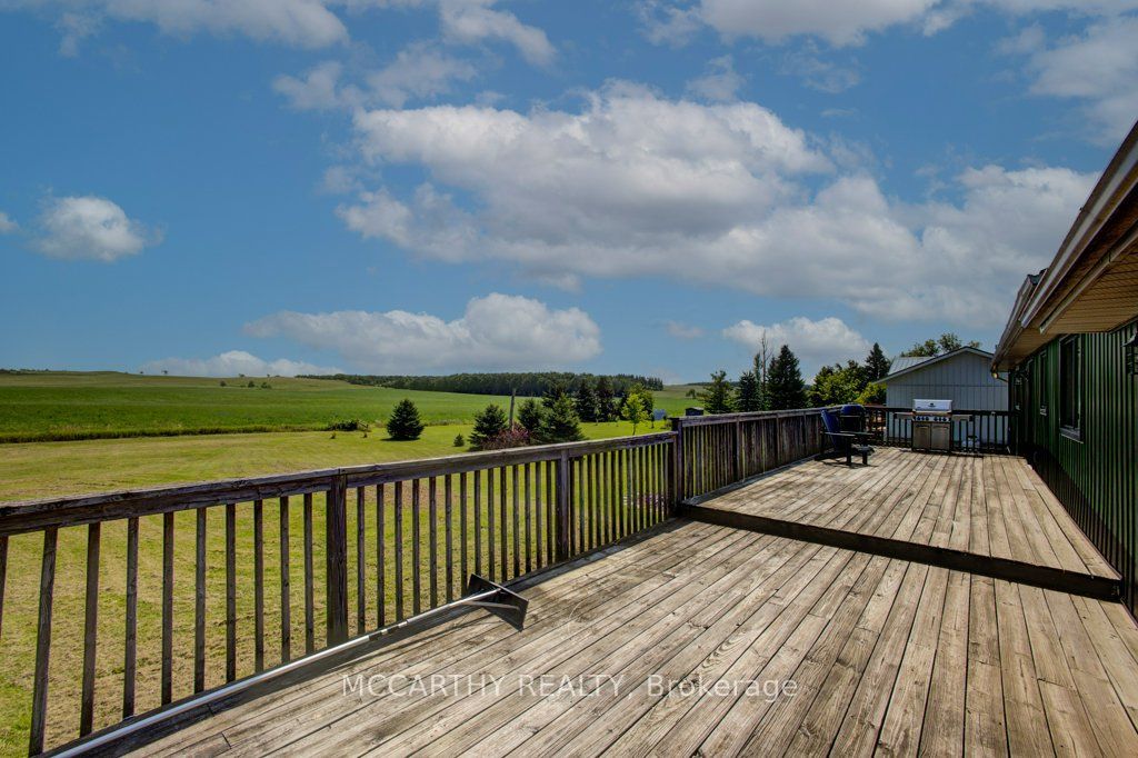 598297 2nd Line W Property Photo 44