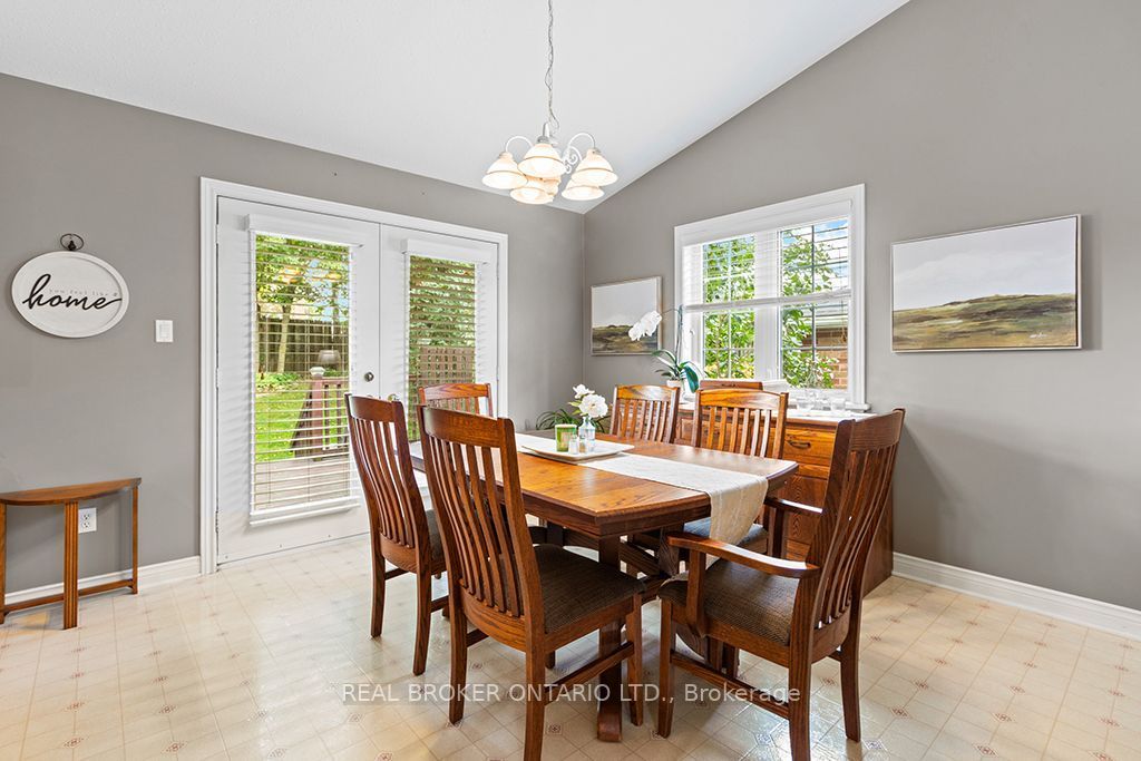 411 Olde Village Lane Property Photo 12