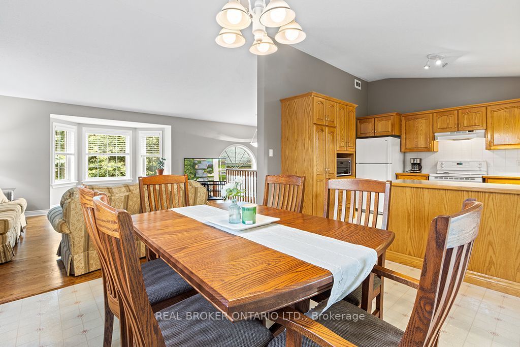 411 Olde Village Lane Property Photo 14