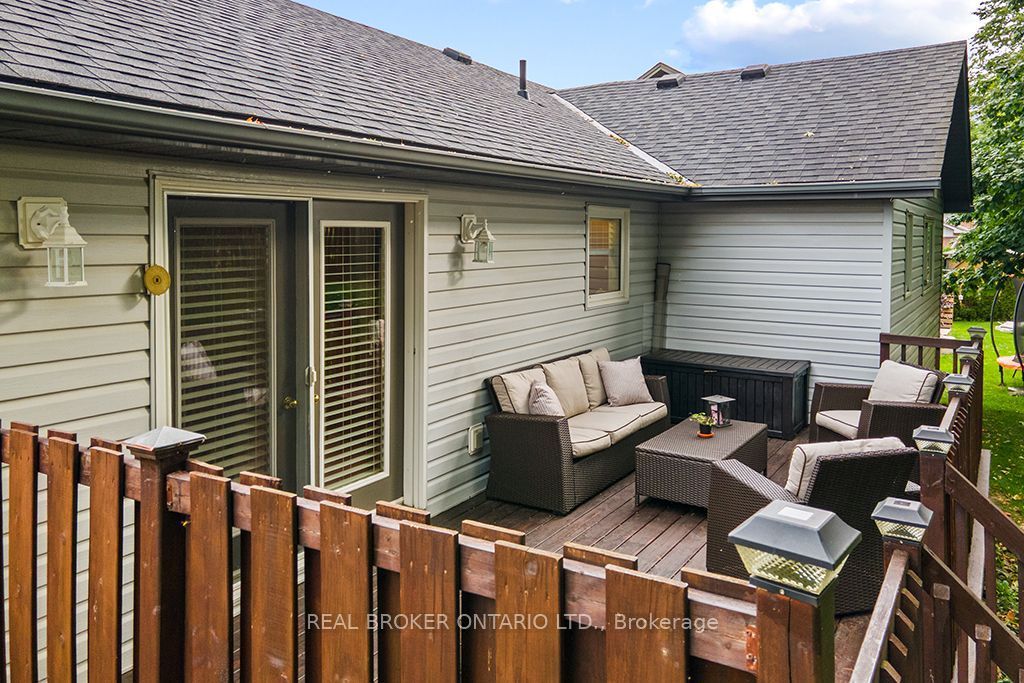 411 Olde Village Lane Property Photo 36