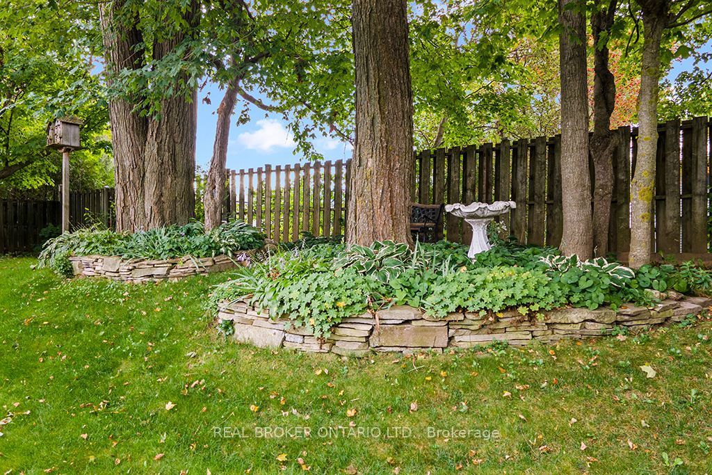 411 Olde Village Lane Property Photo 41