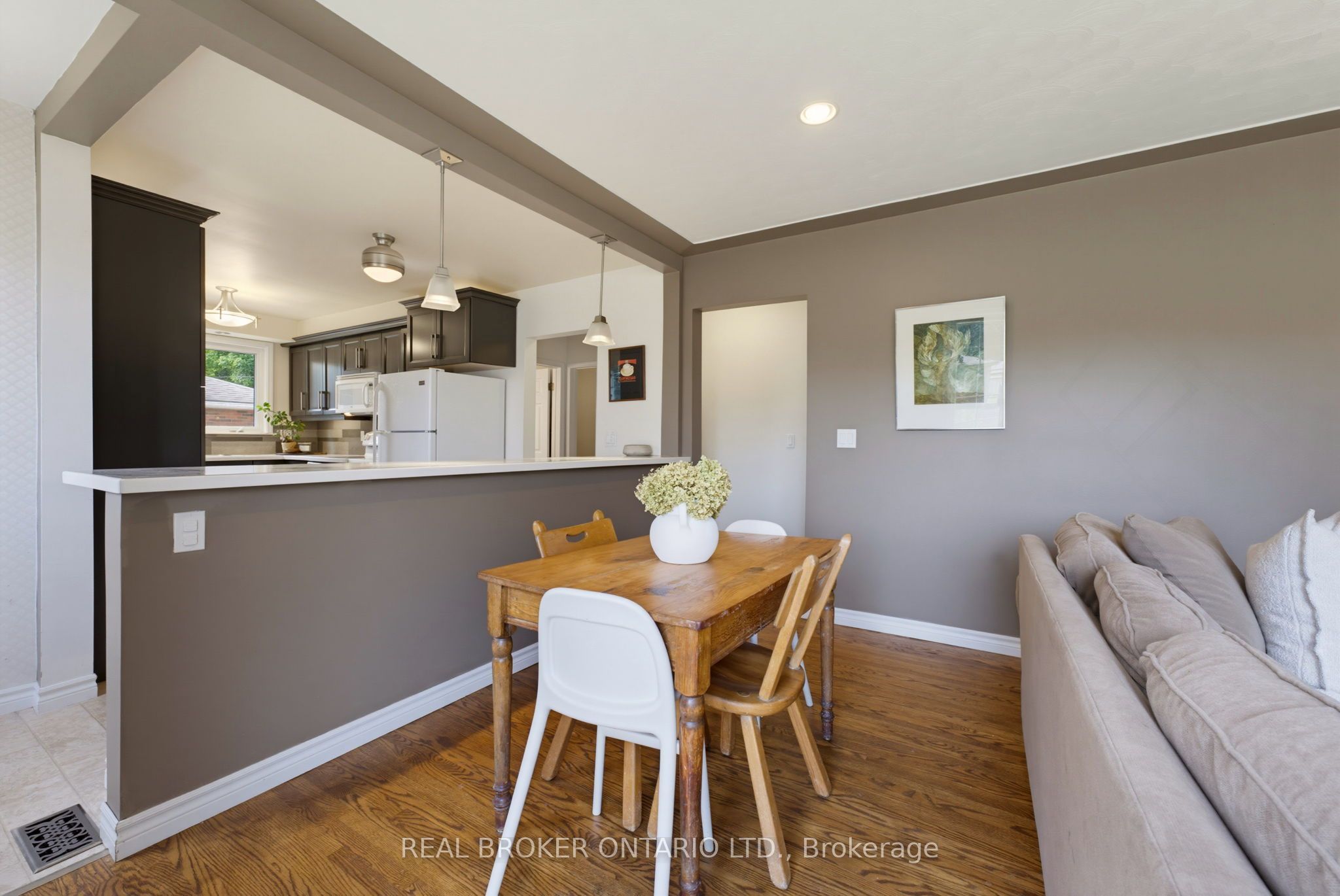 87 Ball Street Property Photo 5