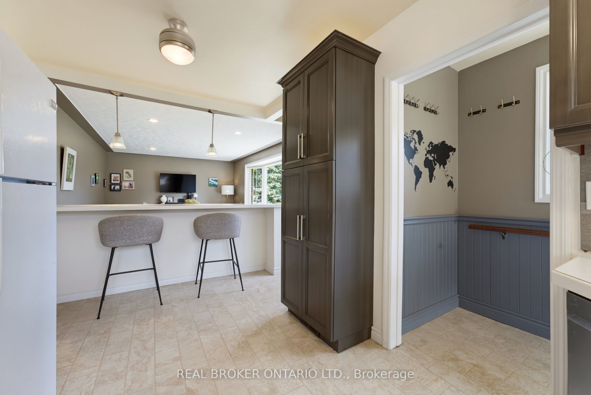 87 Ball Street Property Photo 11