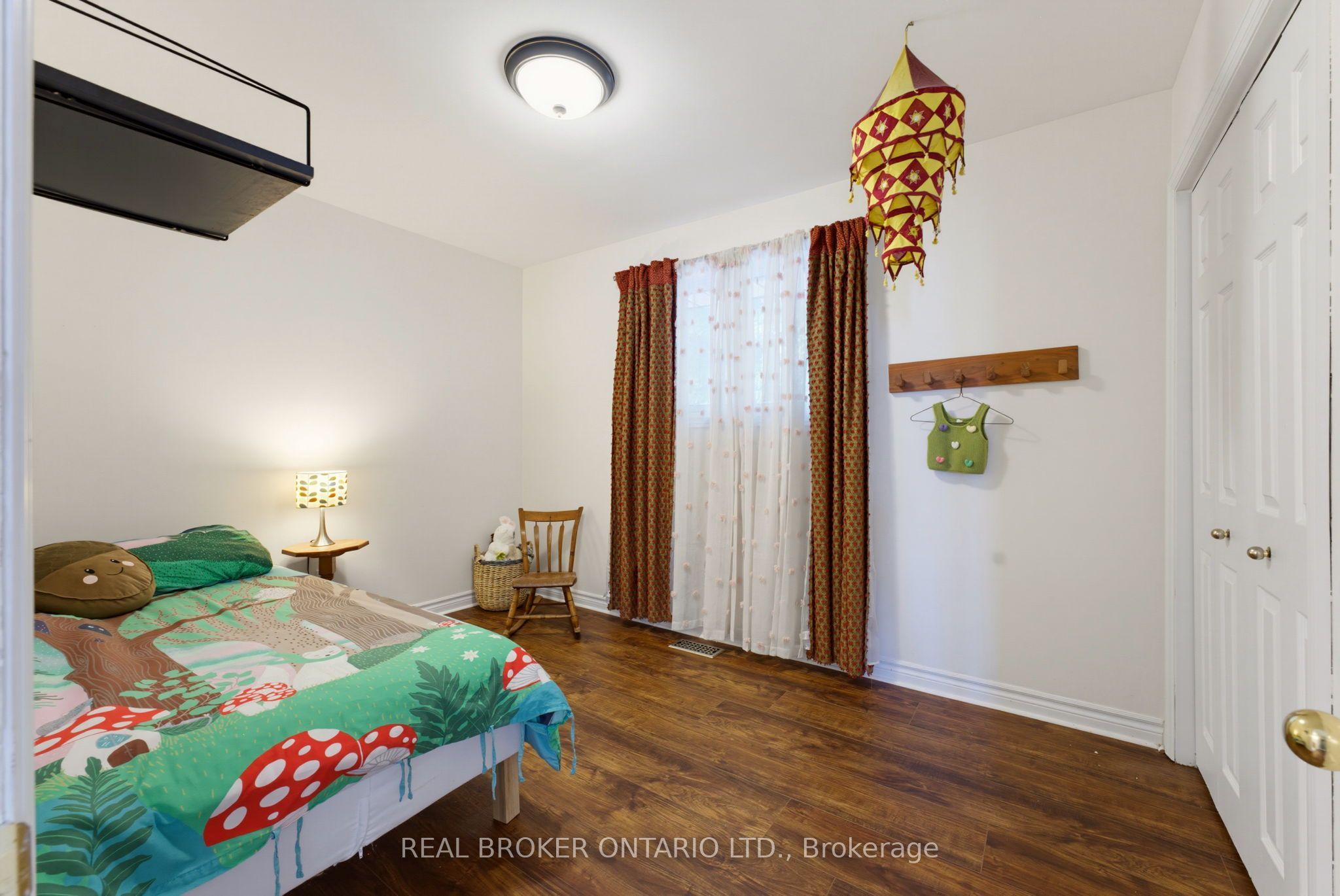 87 Ball Street Property Photo 13