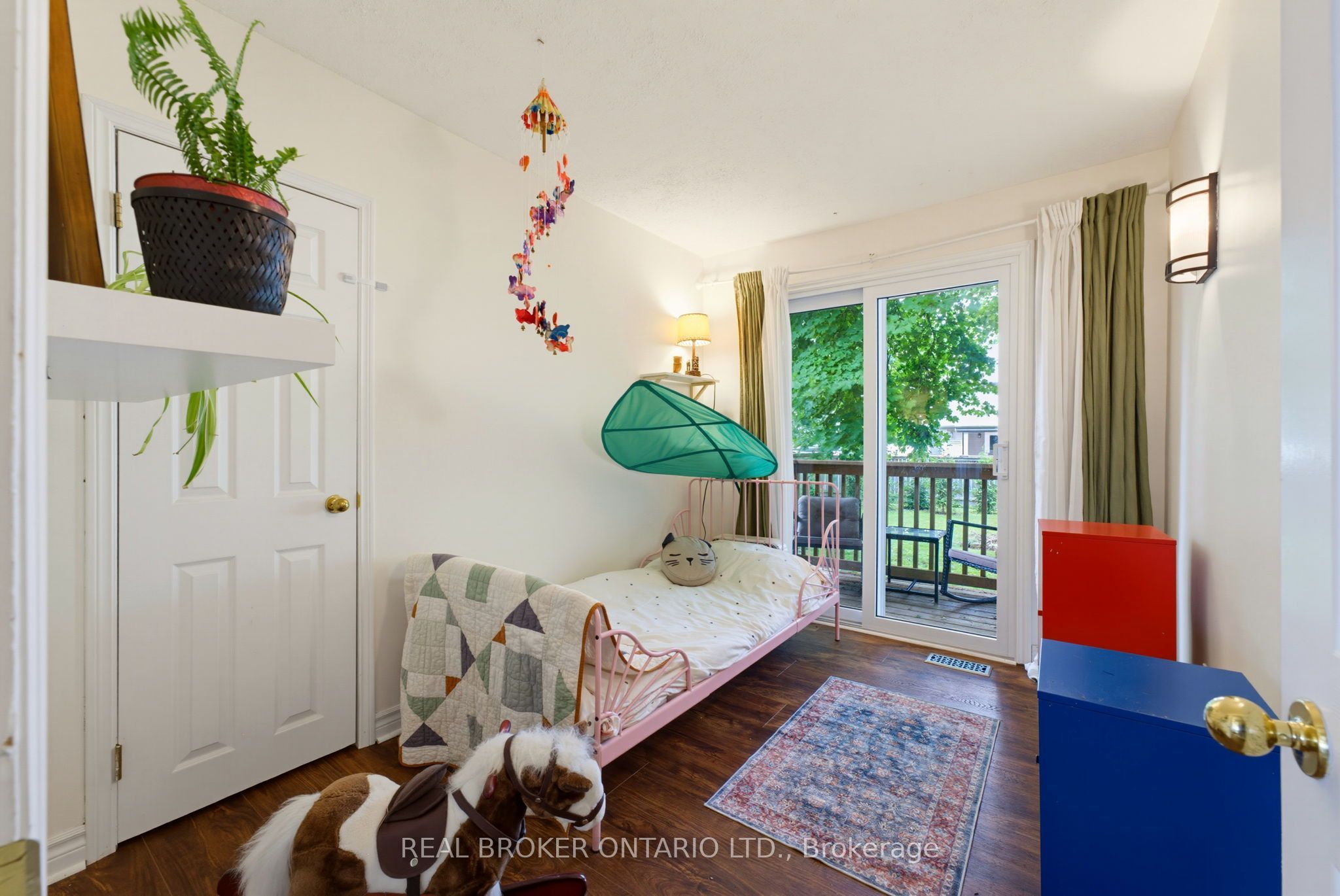 87 Ball Street Property Photo 14
