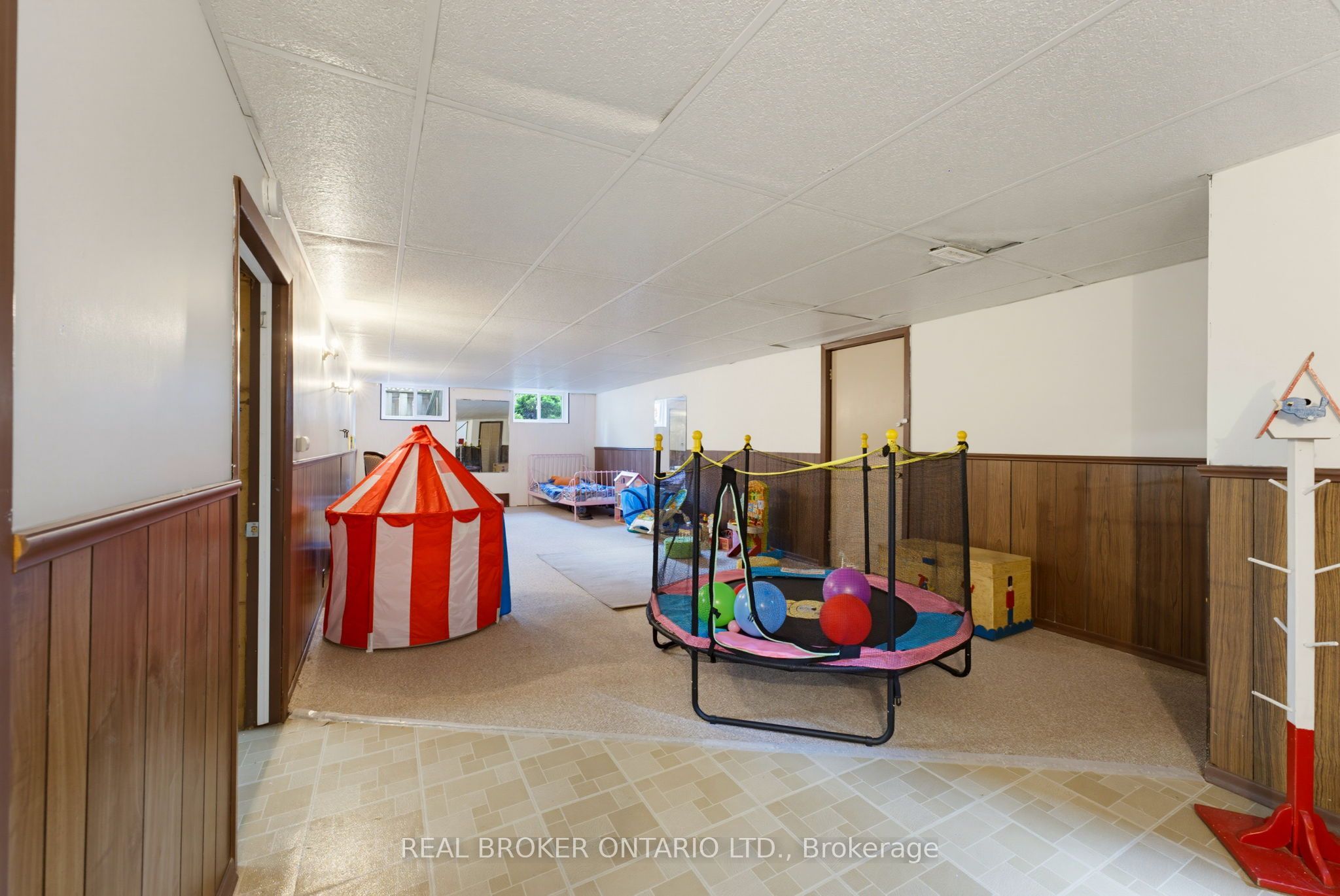 87 Ball Street Property Photo 18
