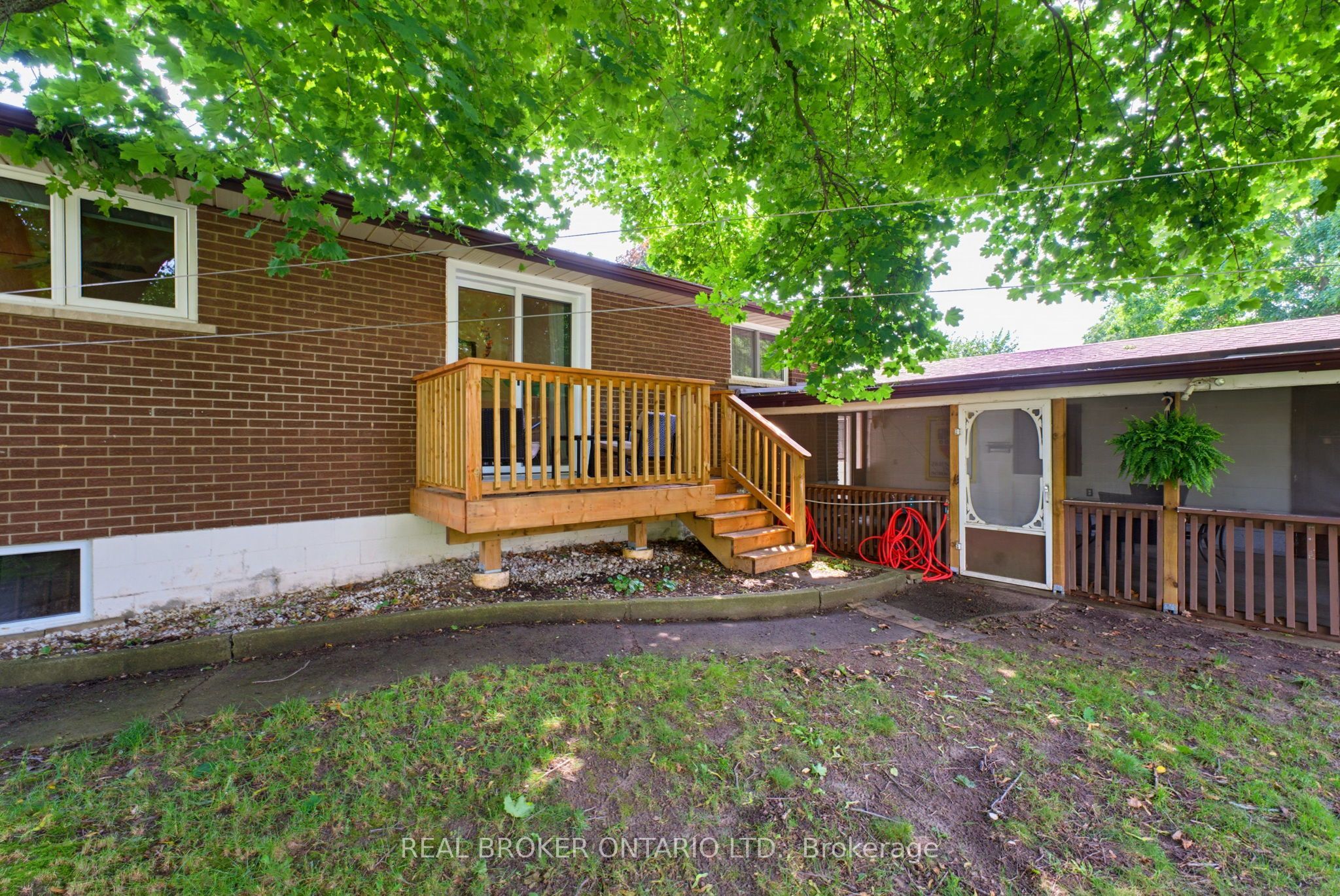 87 Ball Street Property Photo 23
