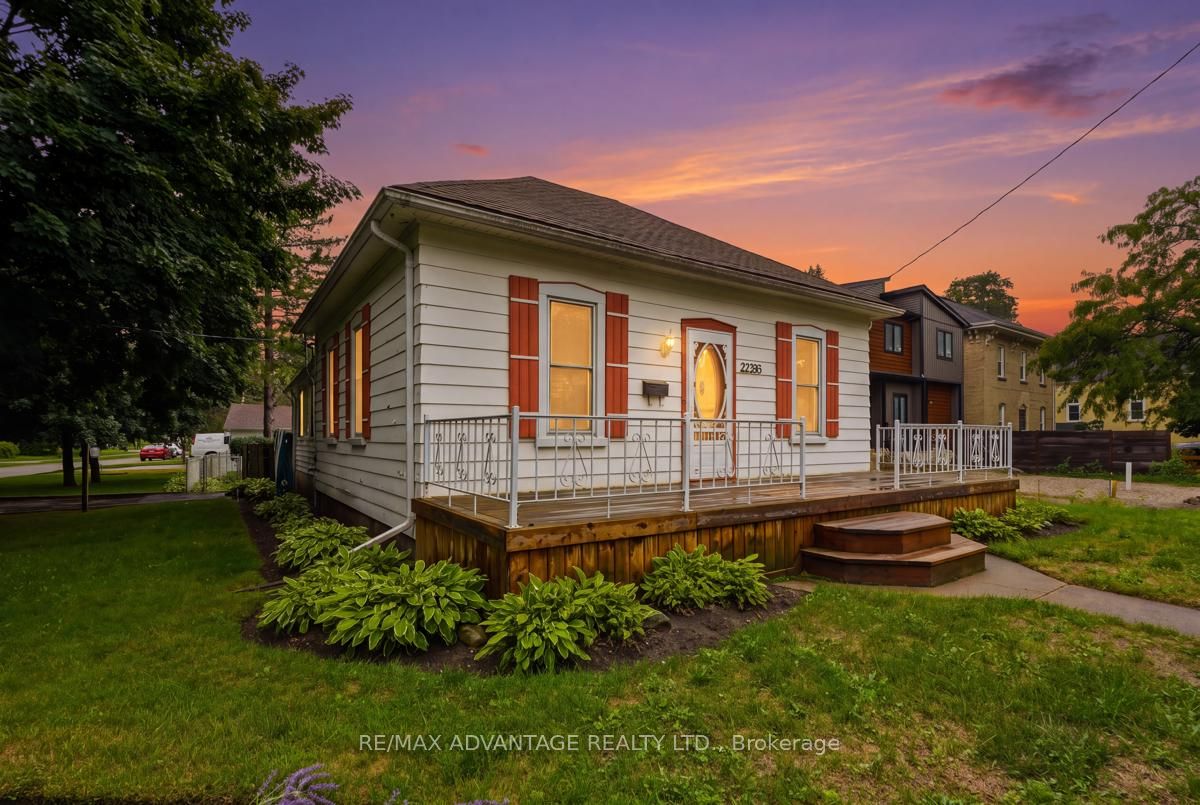22383 Adelaide Road Property Photo 1