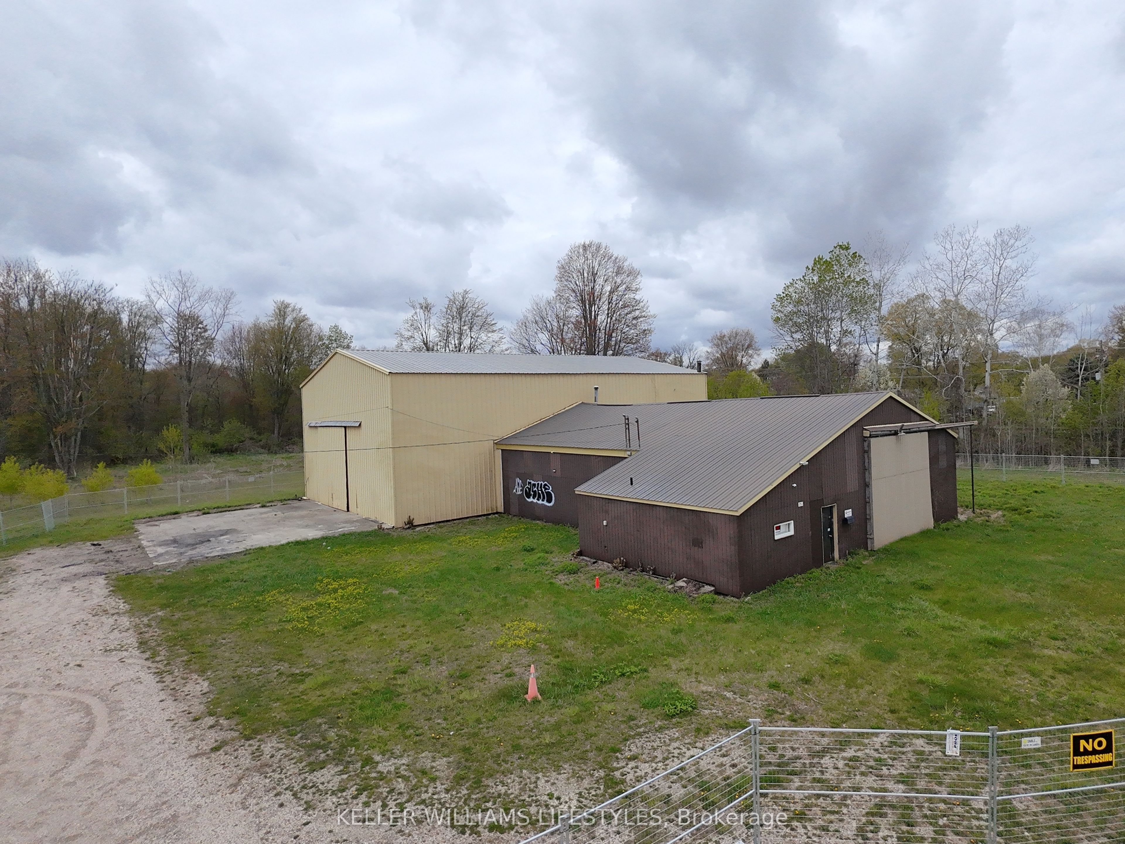 238 Macewan Street Property Photo 1