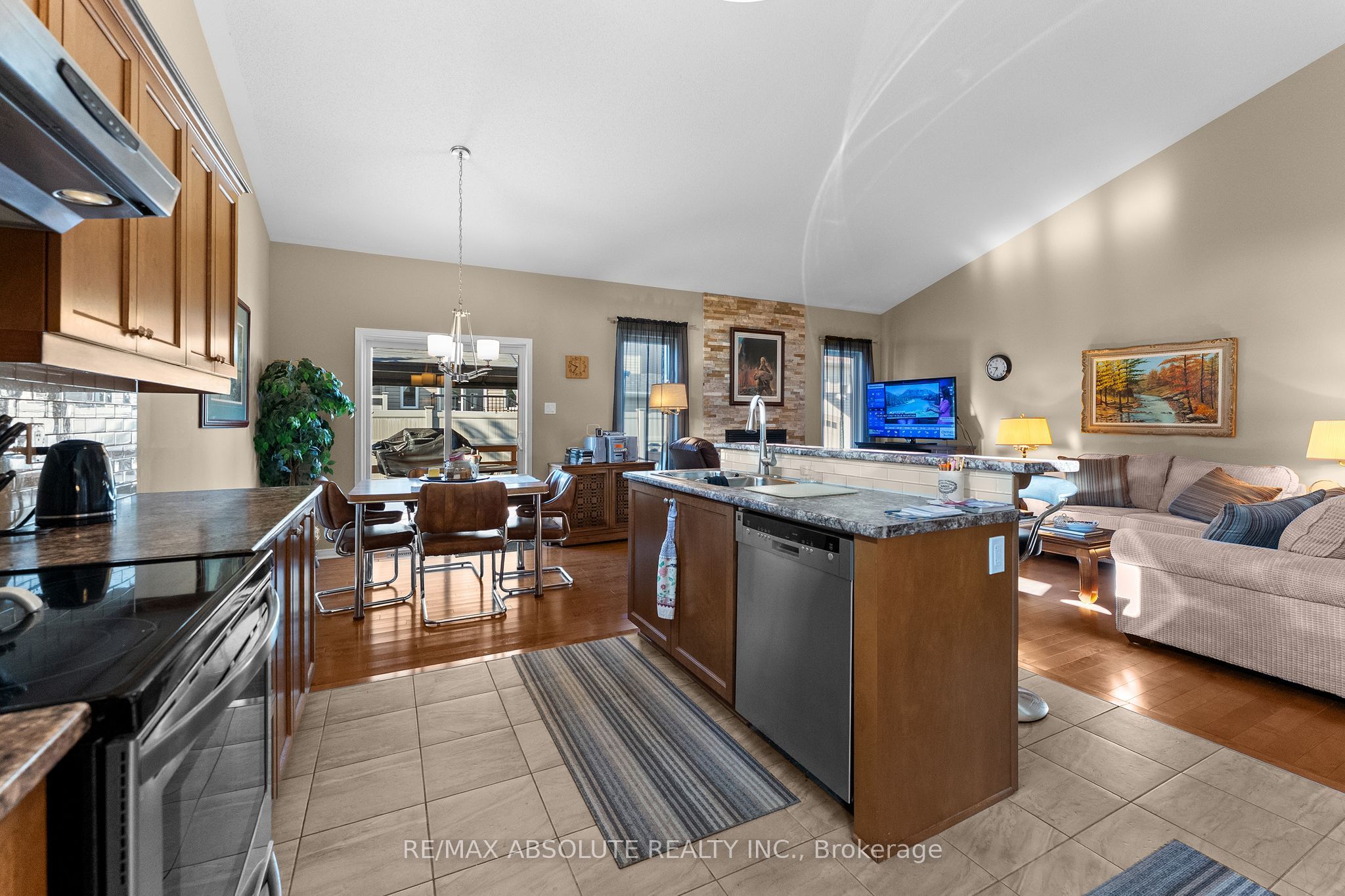190 Ida Street Property Photo 18