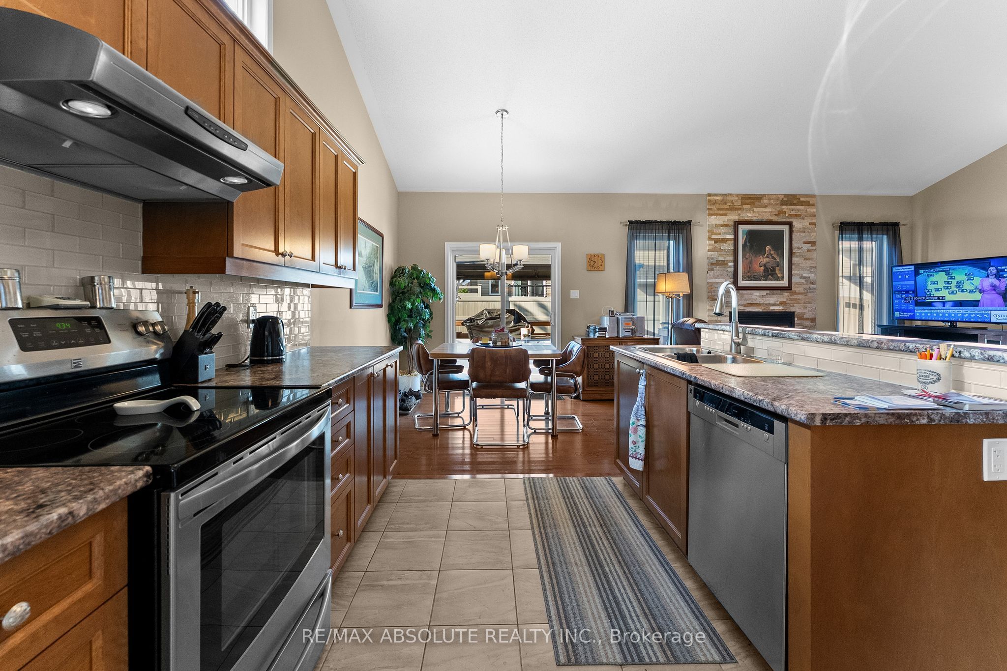 190 Ida Street Property Photo 20
