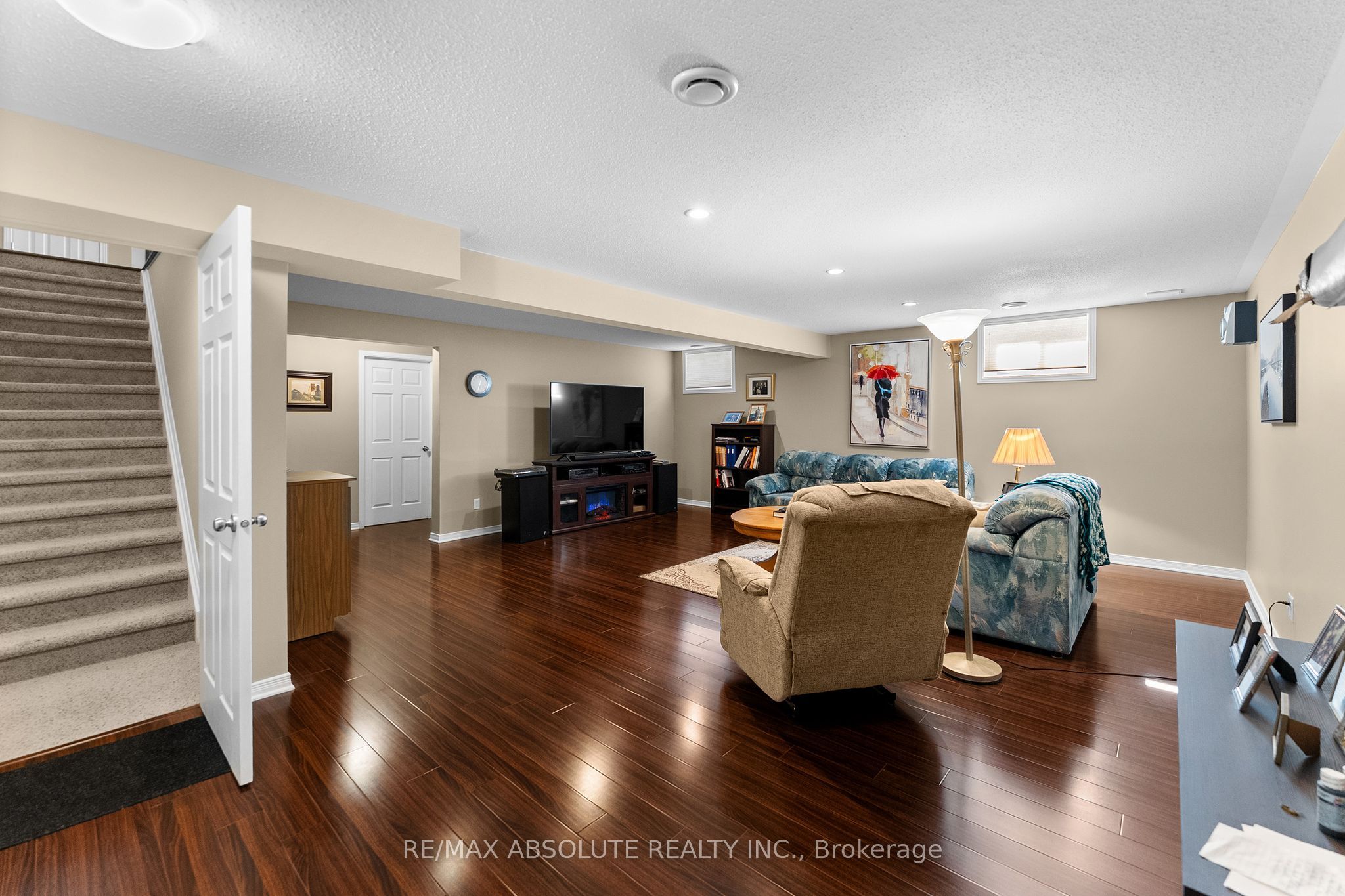 190 Ida Street Property Photo 34
