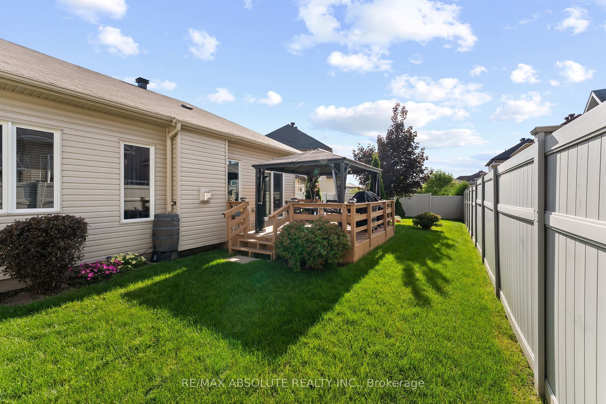 190 Ida Street Property Photo 42