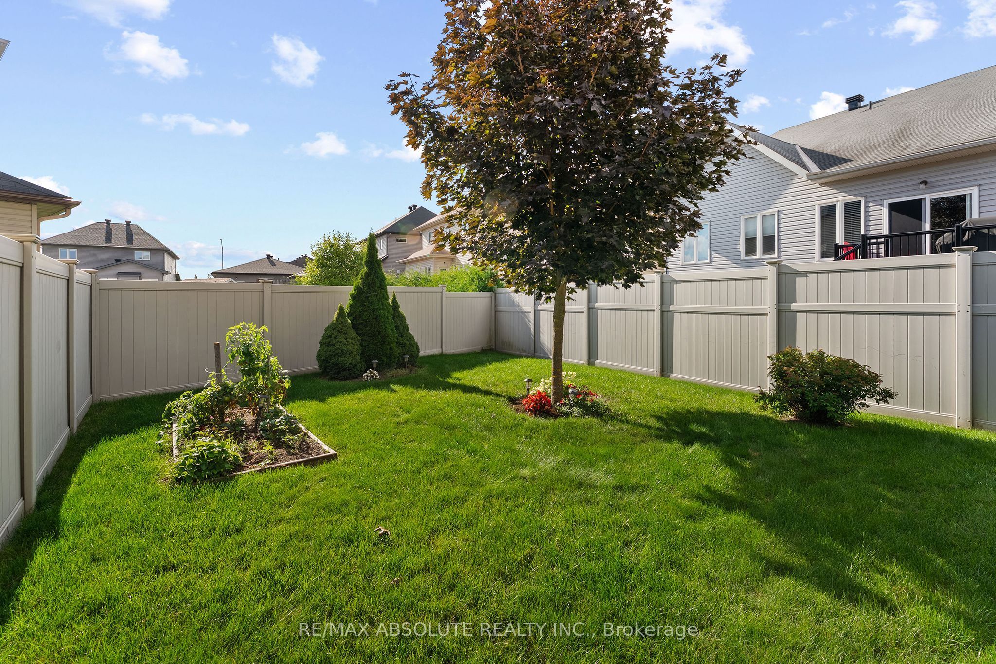 190 Ida Street Property Photo 44