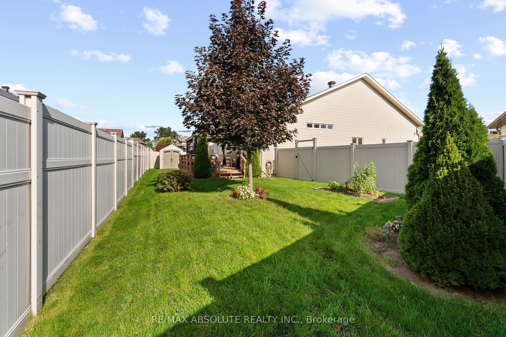 190 Ida Street Property Photo 45