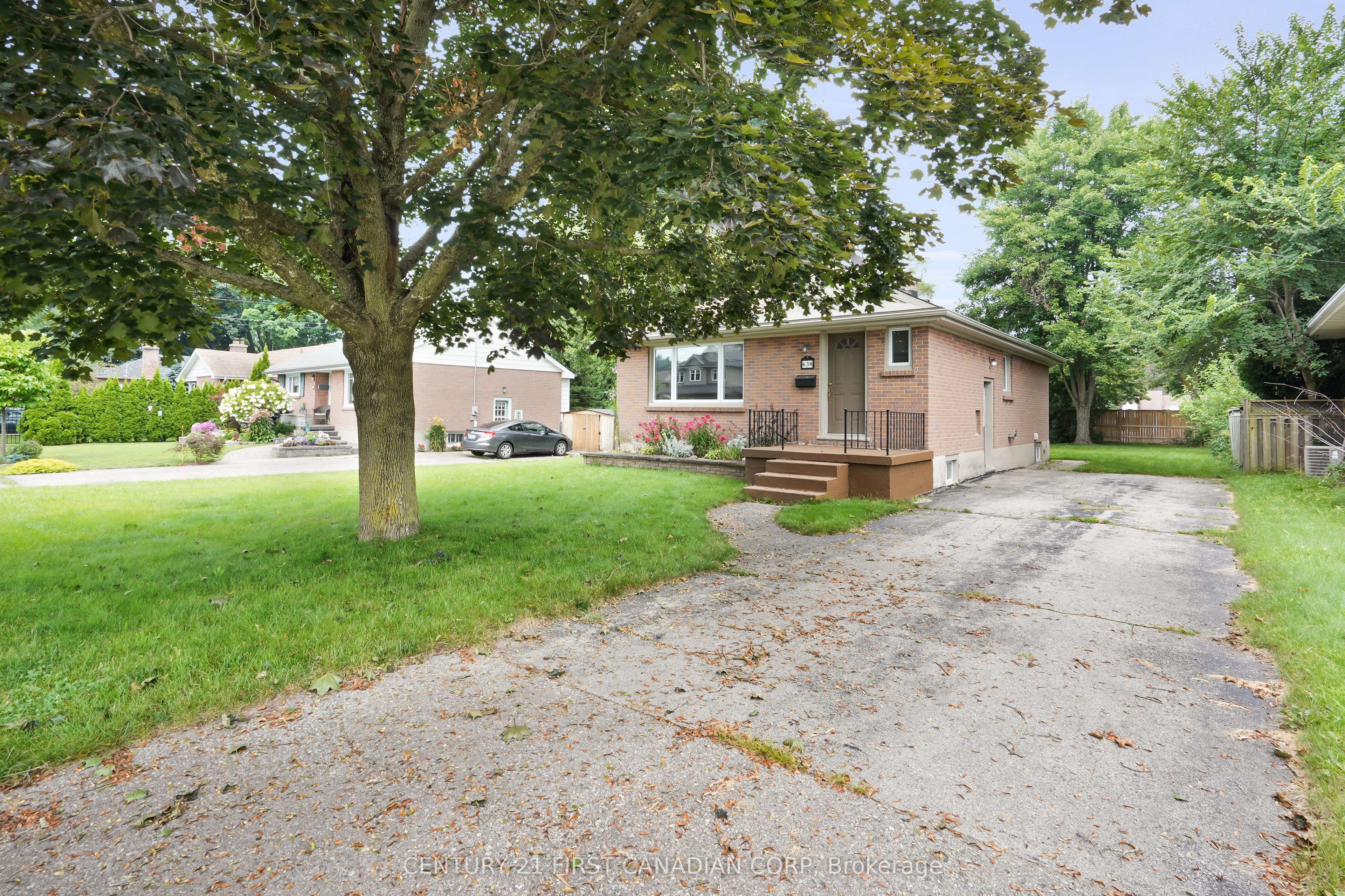 638 Tennent Avenue Upper Level Property Photo 13