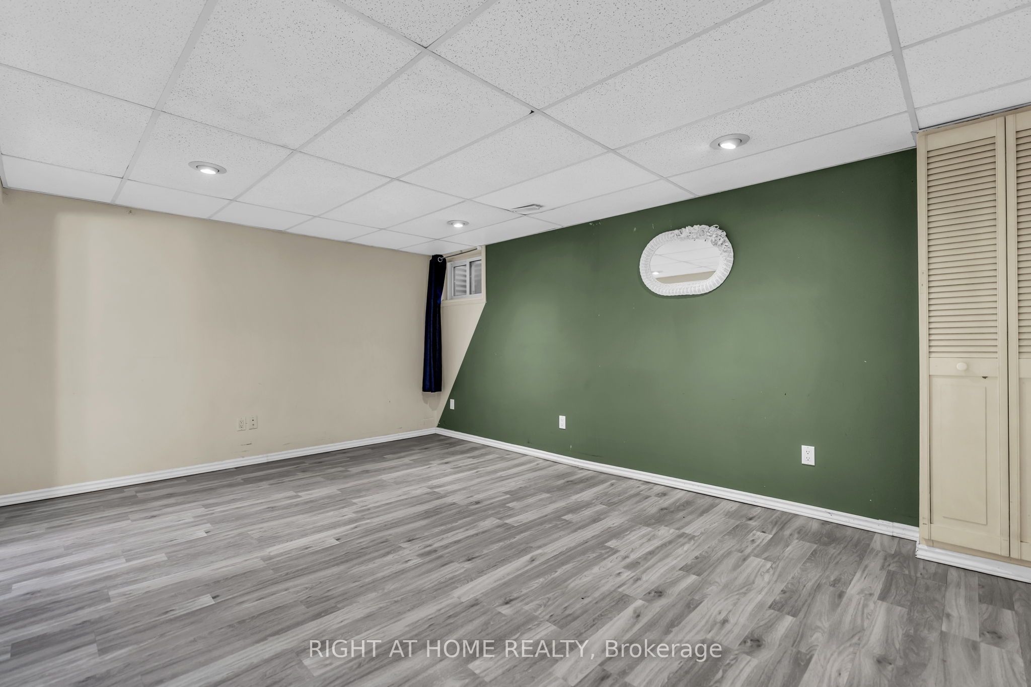 500 Osgoode Drive 136 Property Photo 17