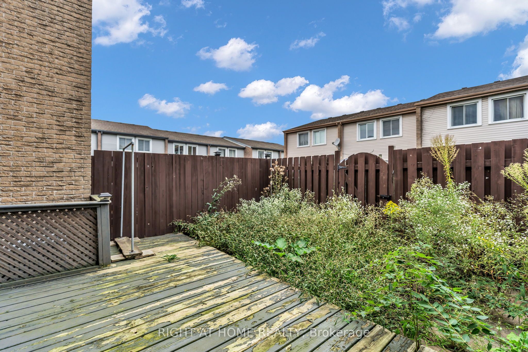 500 Osgoode Drive 136 Property Photo 22