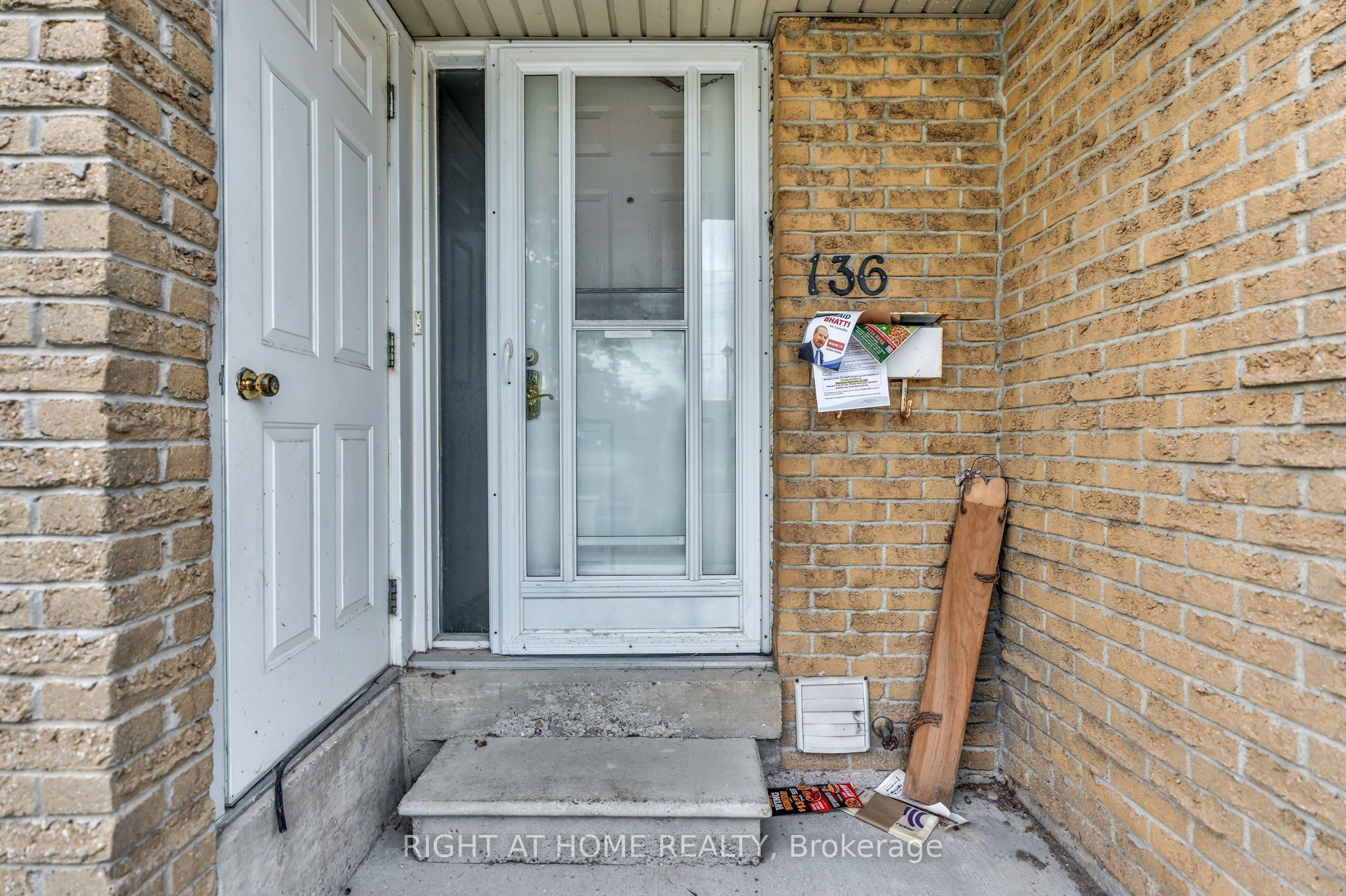 500 Osgoode Drive 136 Property Photo 23