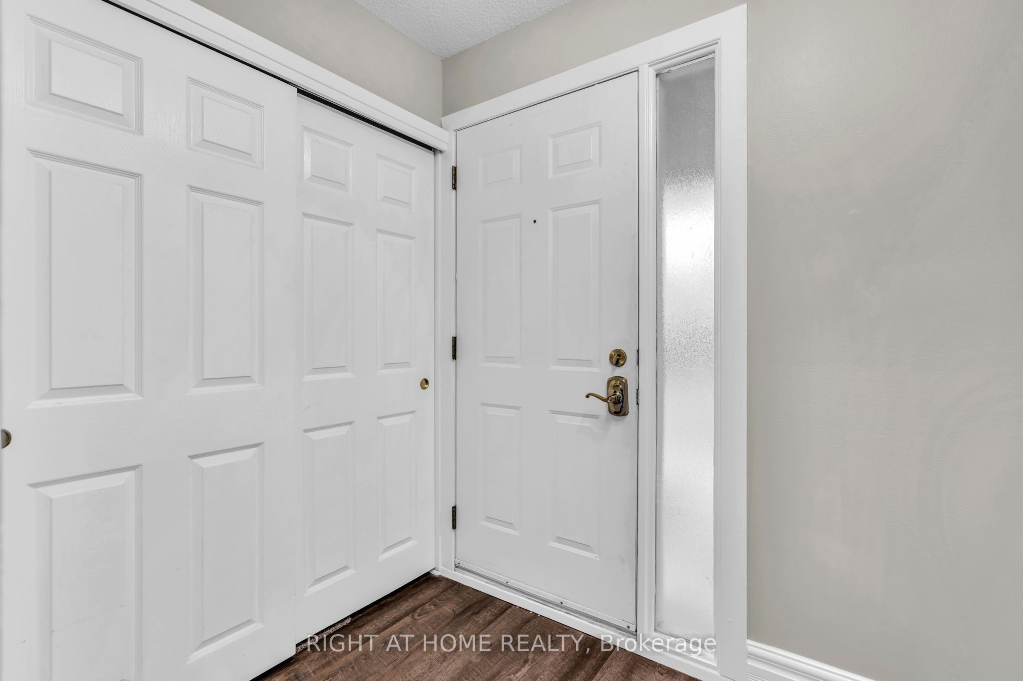 500 Osgoode Drive 136 Property Photo 25