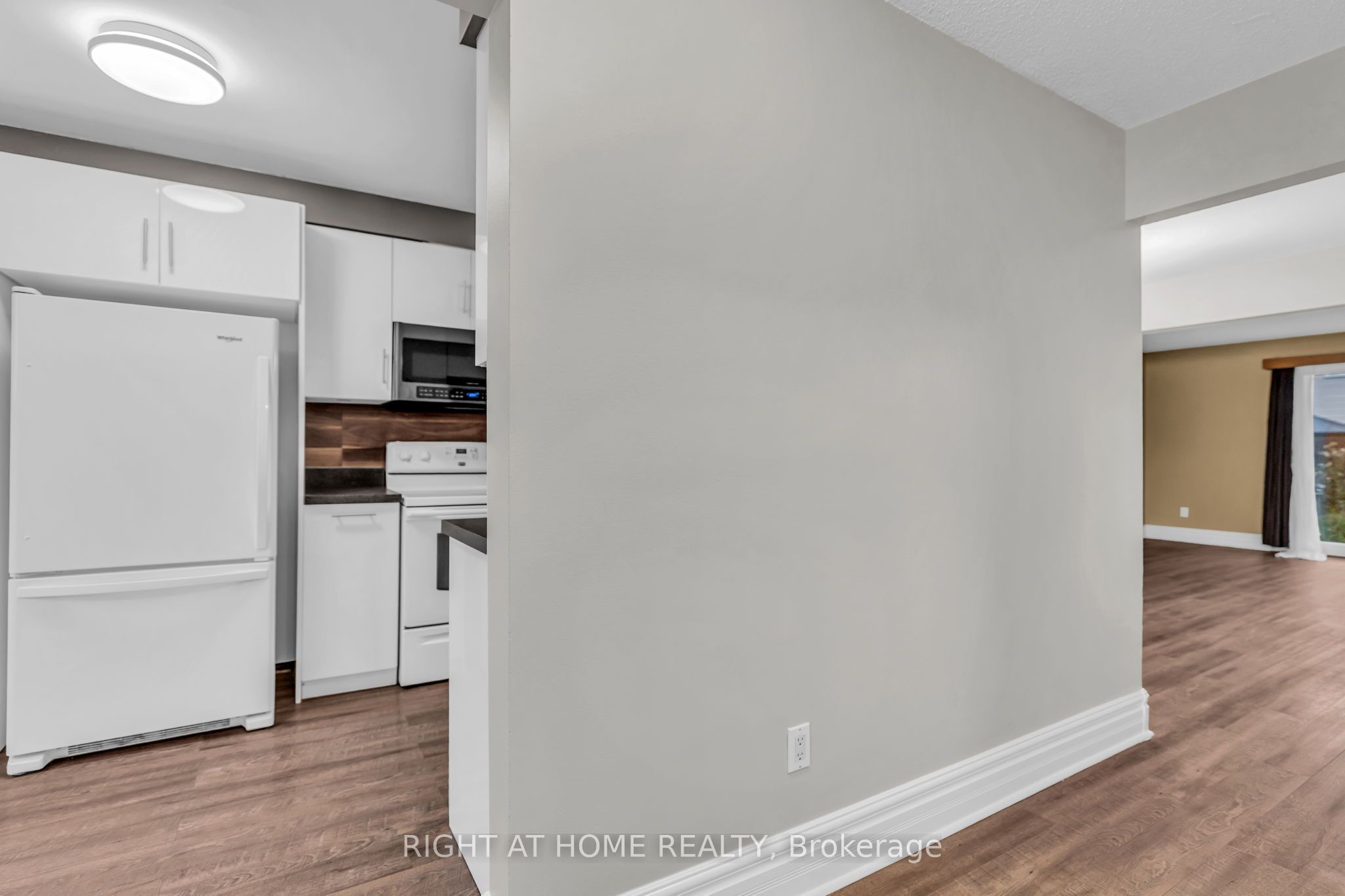 500 Osgoode Drive 136 Property Photo 26