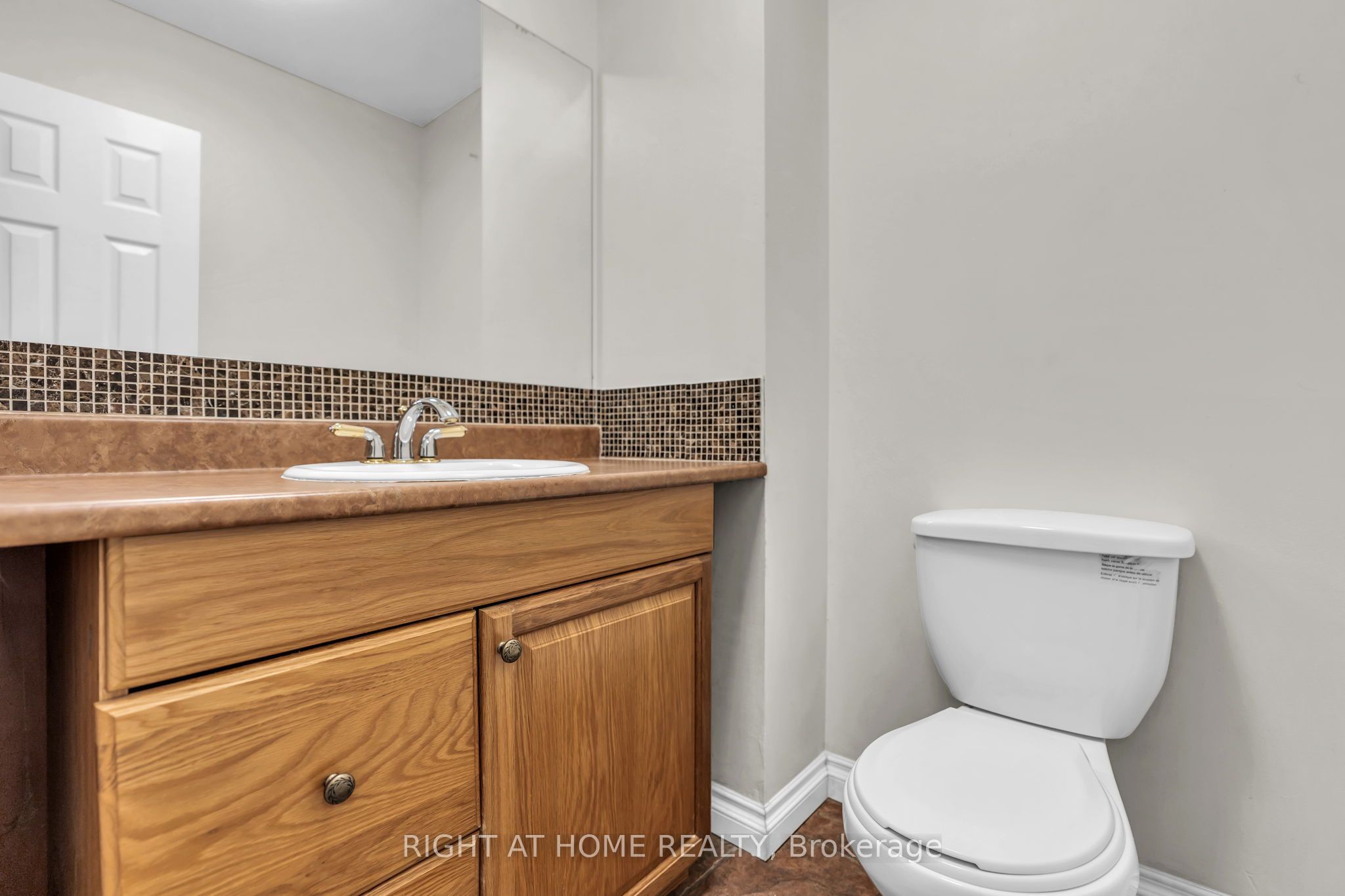 500 Osgoode Drive 136 Property Photo 28