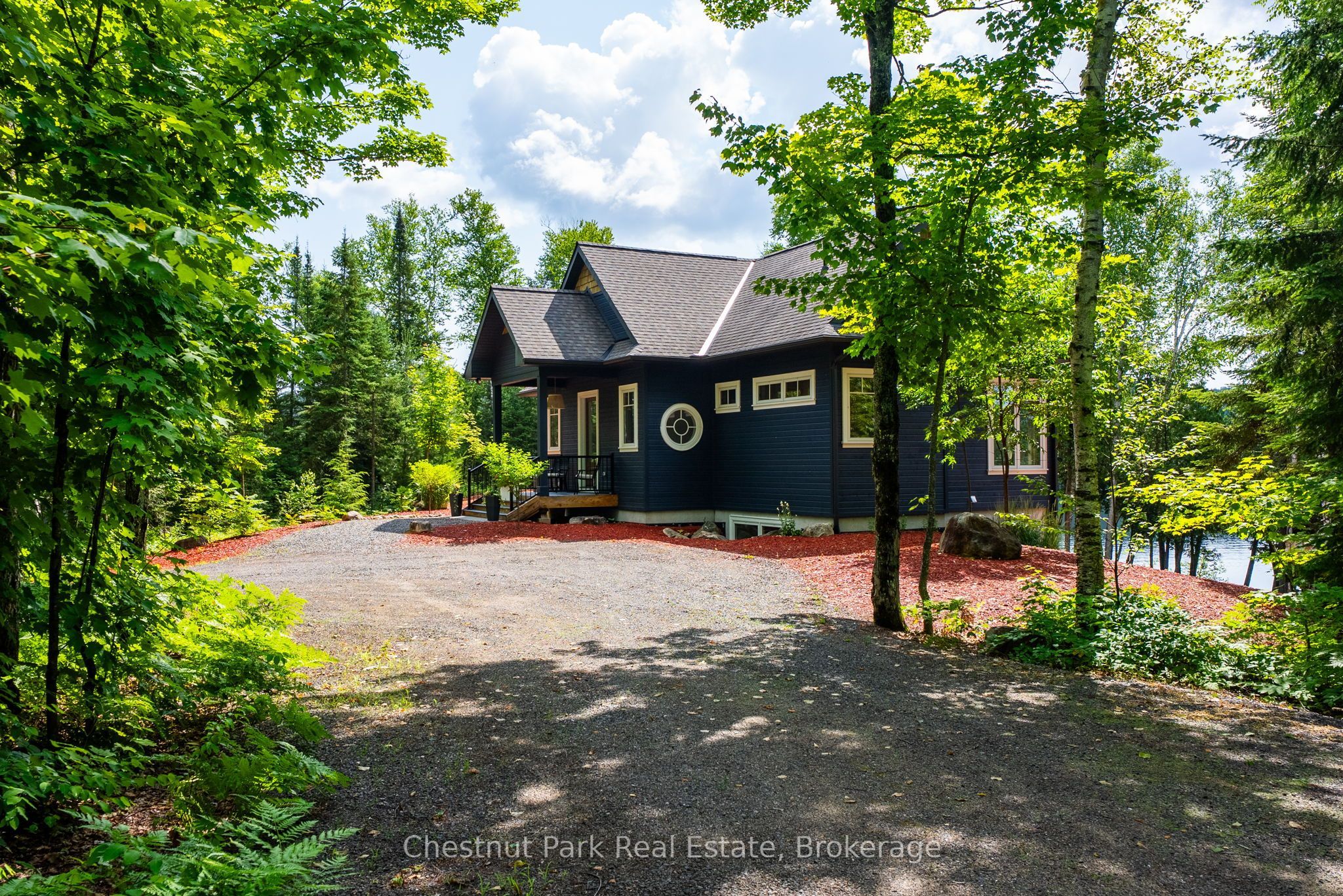 1136 Severn Lane Property Photo 3
