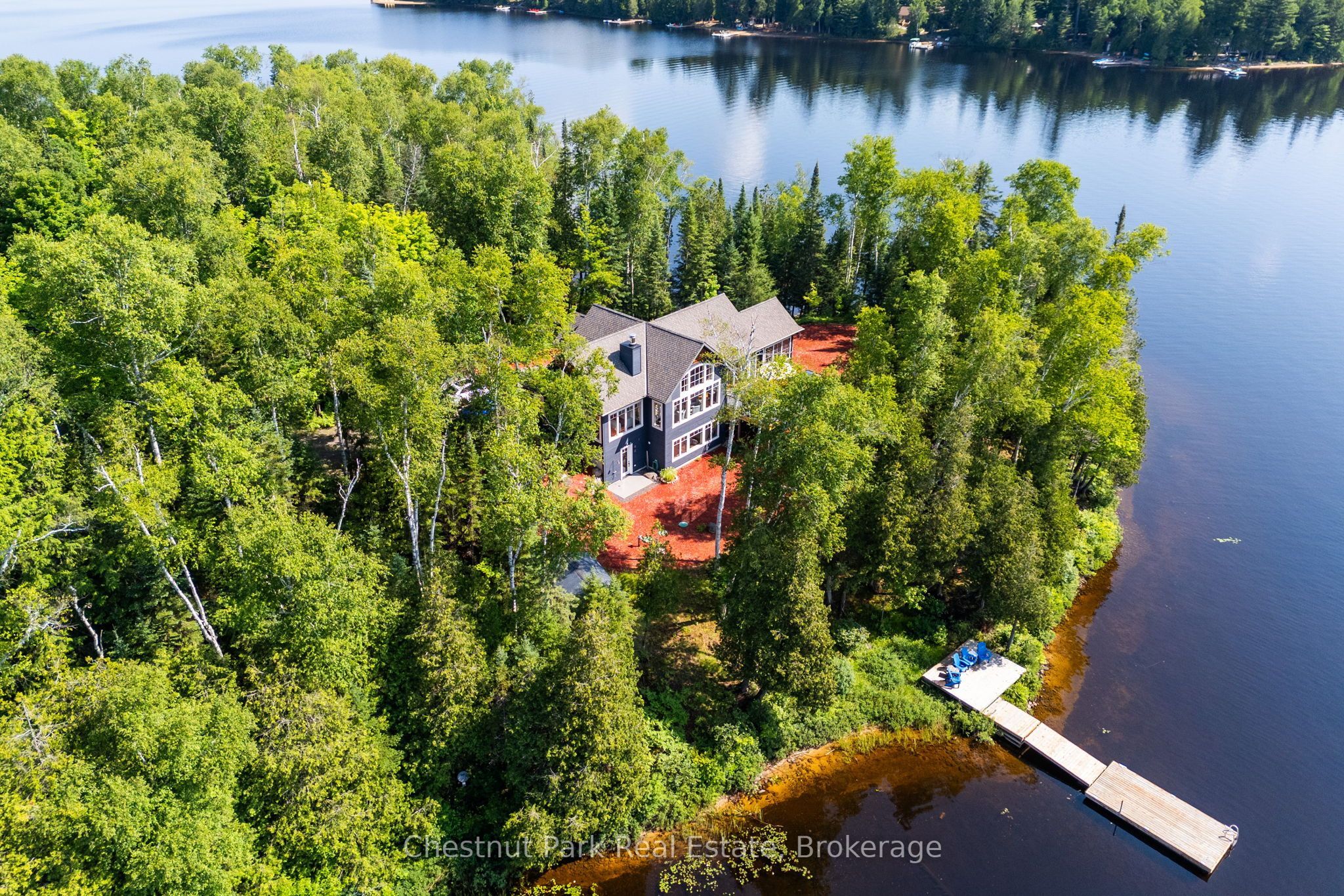 1136 Severn Lane Property Photo 4